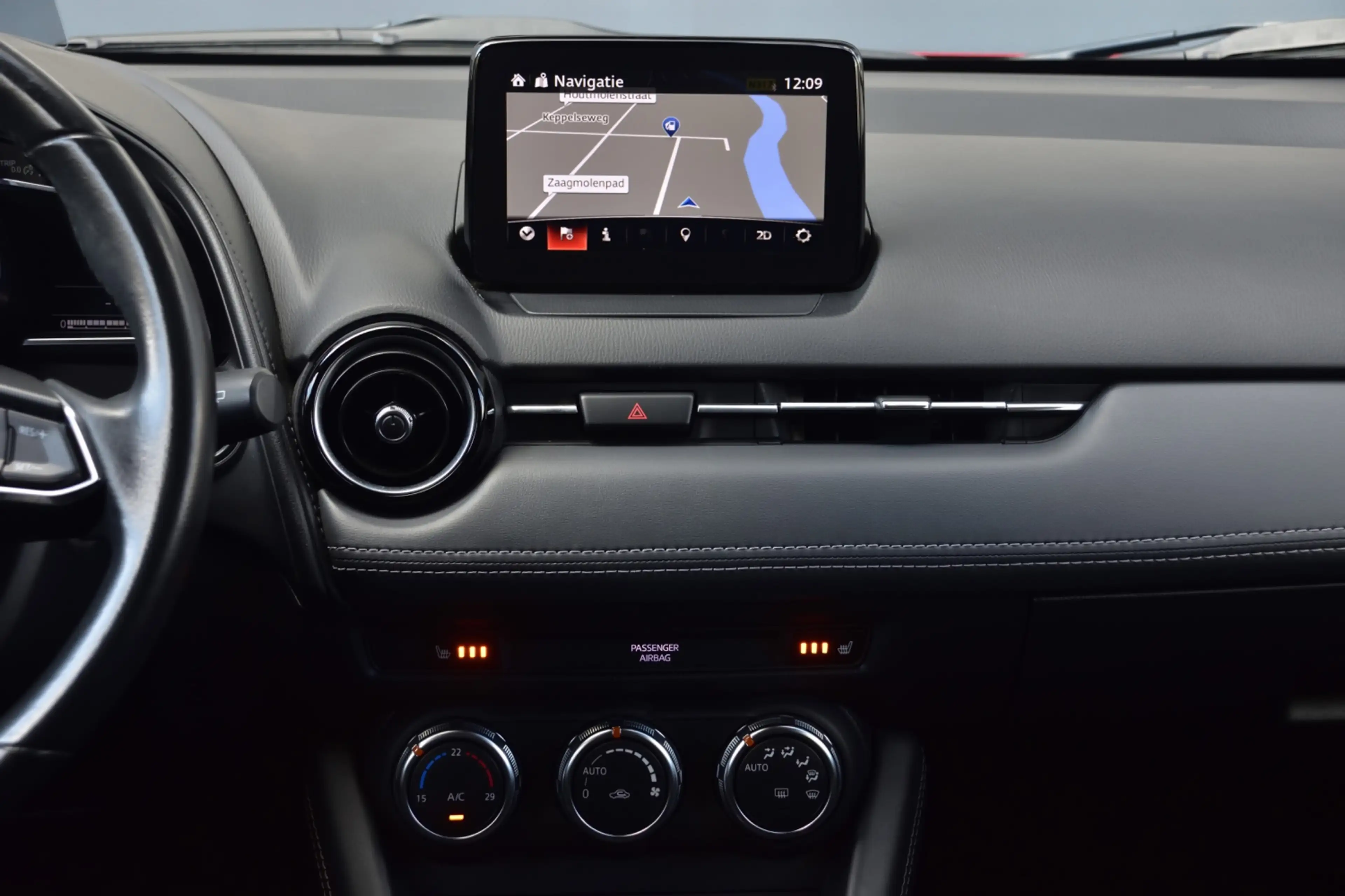 Mazda CX-3 2.0 SkyActiv-G 120 GT-M Navi, Camera, Led, Head-up — photo 33