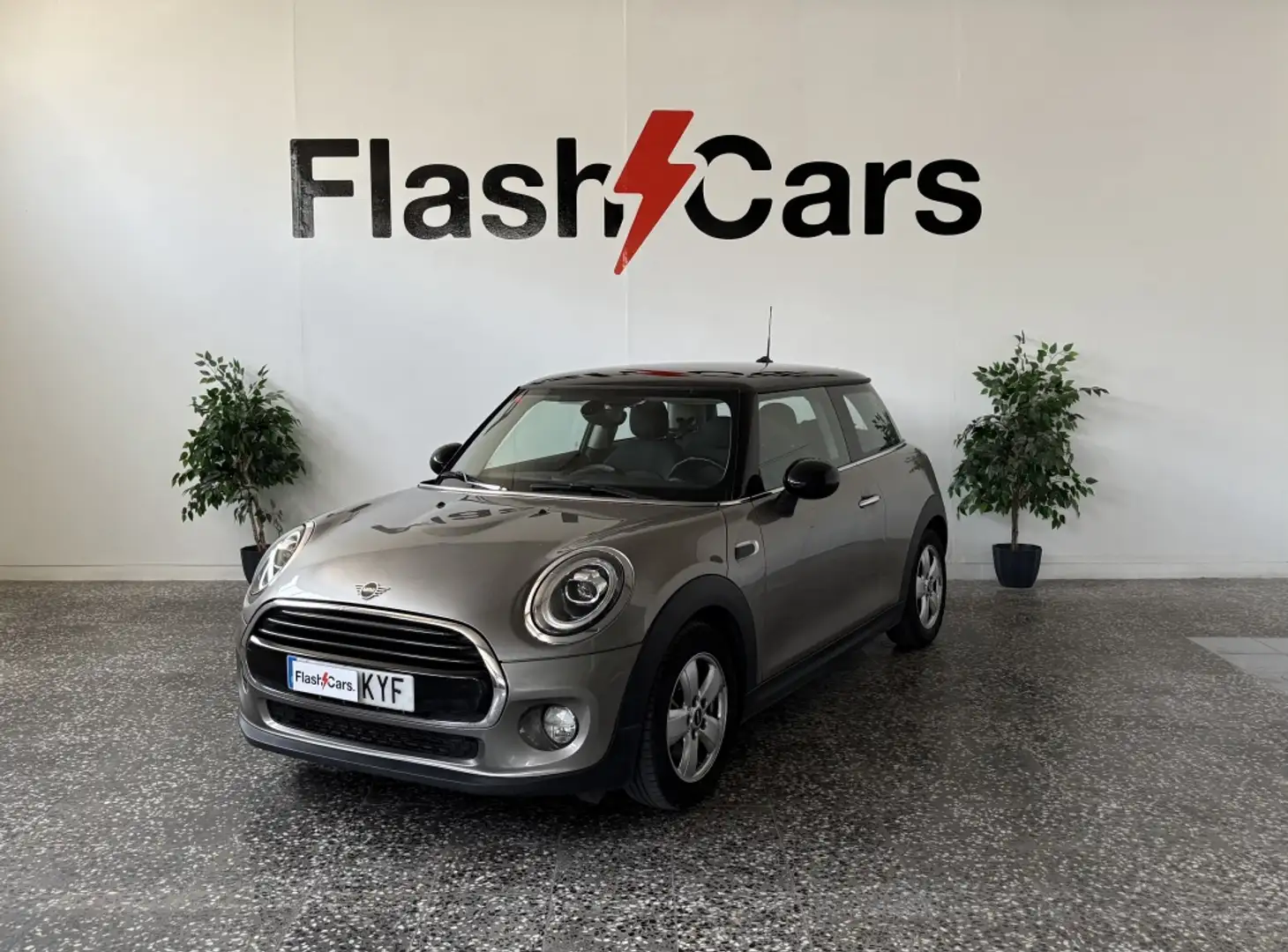 MINI Cooper Gris - 1
