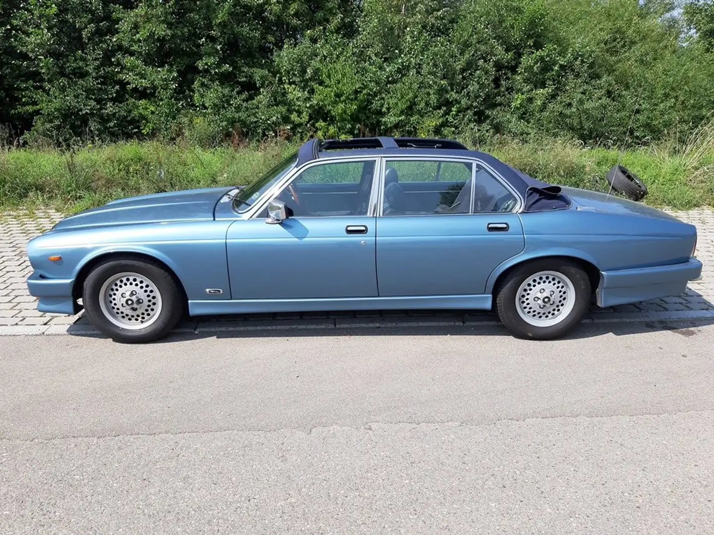 Jaguar XJ6 Serie 3 Cabrio Umbau Blau - 2