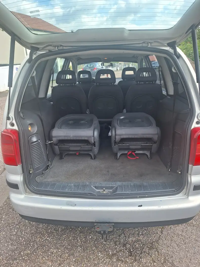 SEAT Alhambra Gris - 2