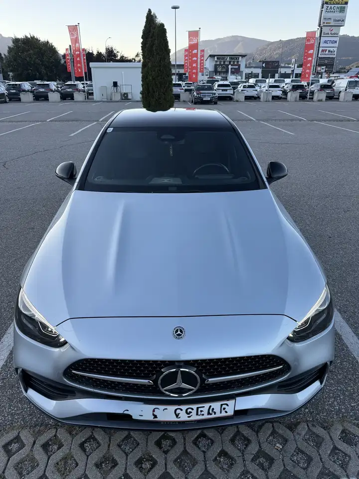 Mercedes-Benz C 220