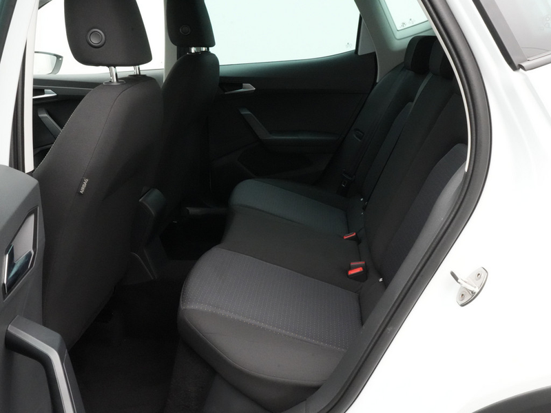 SEAT Arona Style KEYLESS PDC ACC NAVI KAM LED VIRT — photo 13