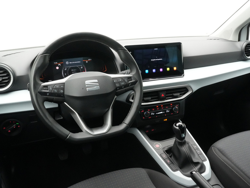 SEAT Arona Style KEYLESS PDC ACC NAVI KAM LED VIRT — photo 4