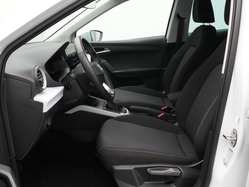 SEAT Arona Style KEYLESS PDC ACC NAVI KAM LED VIRT — photo 12