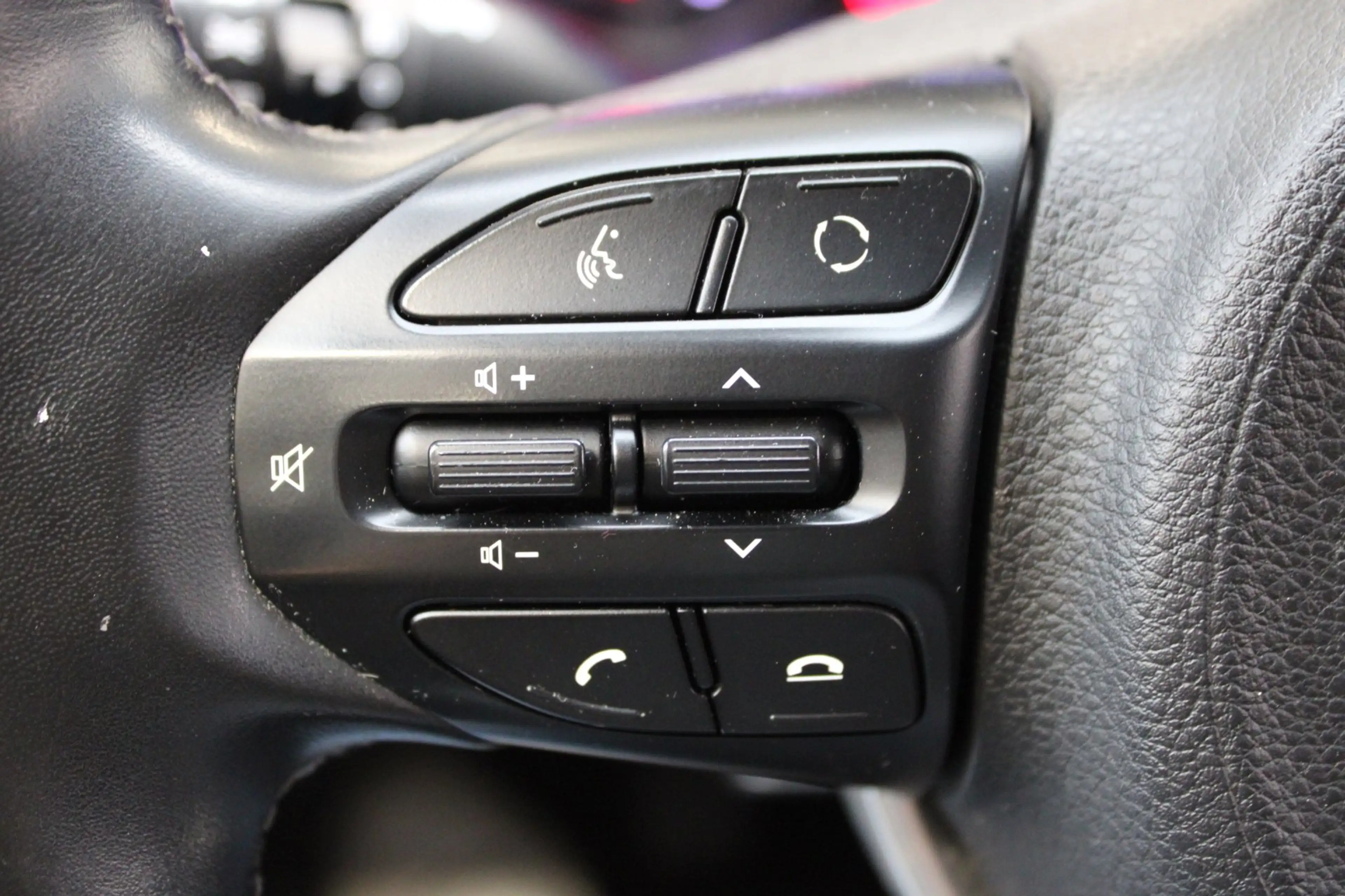 Kia Rio 1.0 TGDI First Edition|Camera|Carplay|Trekhaak|Key — photo 16