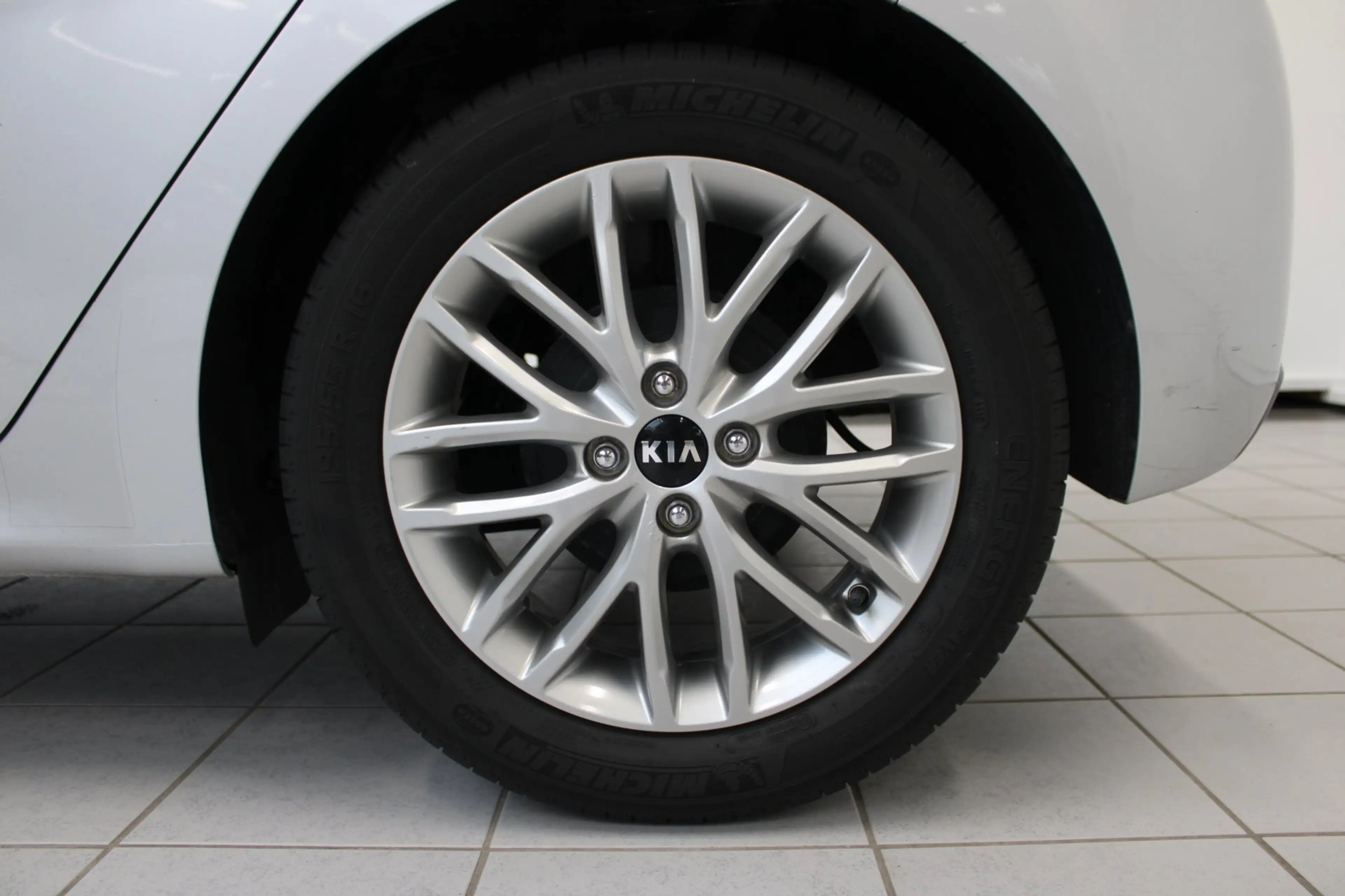 Kia Rio 1.0 TGDI First Edition|Camera|Carplay|Trekhaak|Key — photo 39