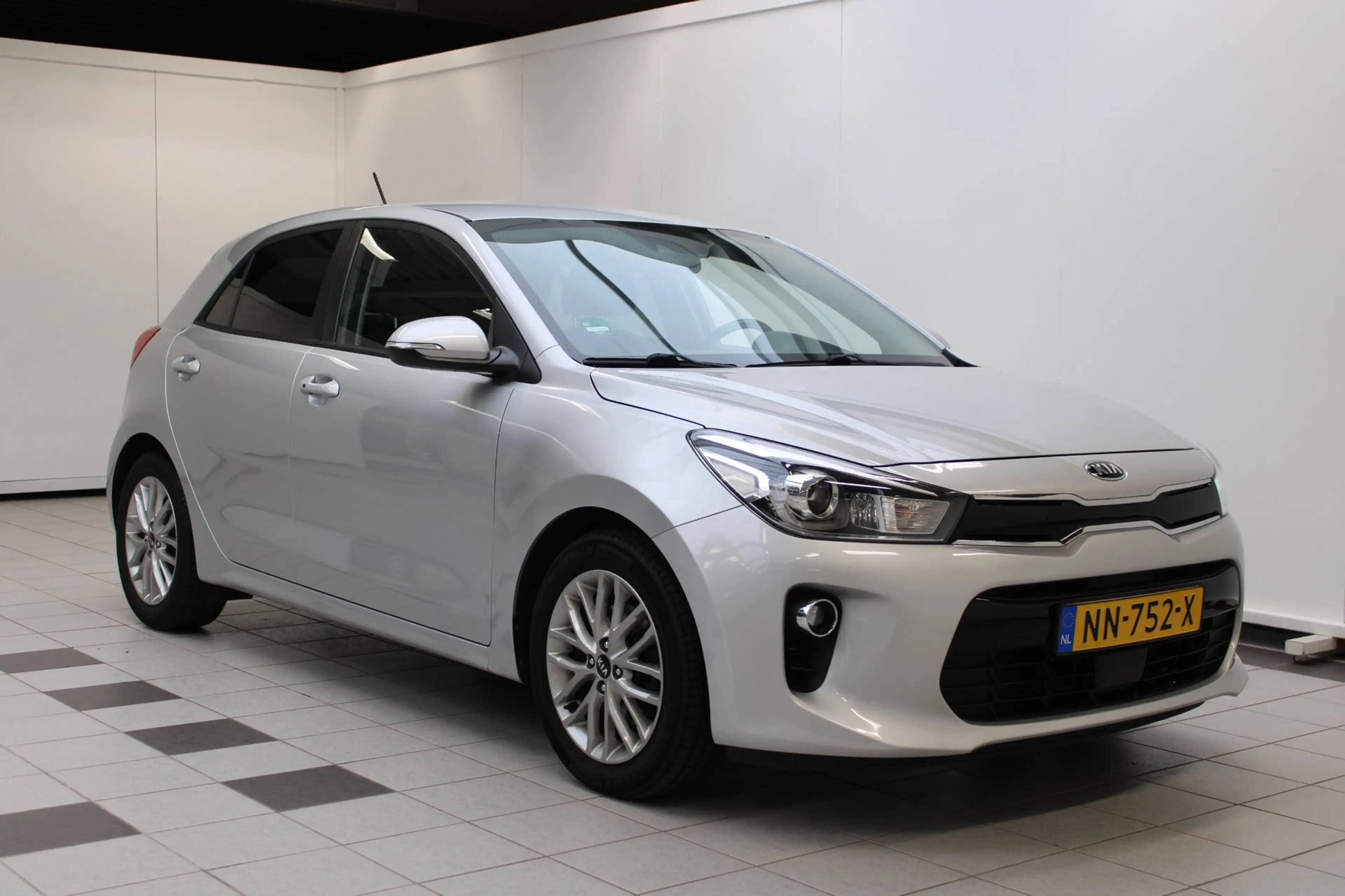 Kia Rio 1.0 TGDI First Edition|Camera|Carplay|Trekhaak|Key — photo 8