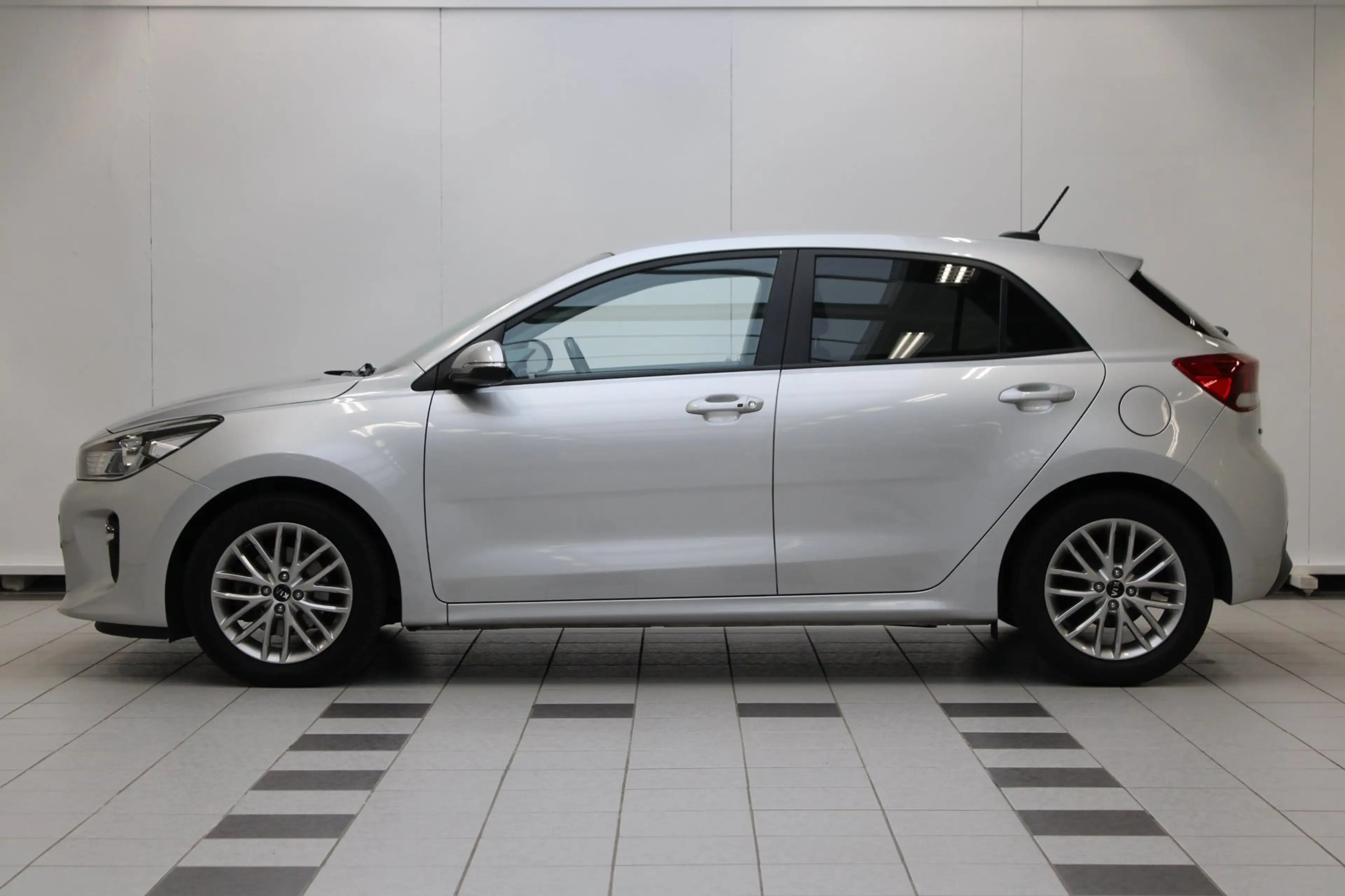 Kia Rio 1.0 TGDI First Edition|Camera|Carplay|Trekhaak|Key — photo 2