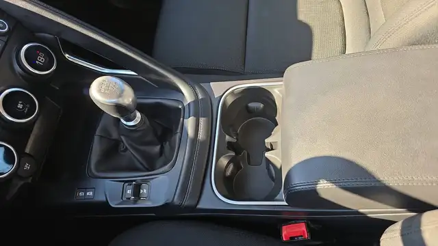 Jaguar E-Pace view 13