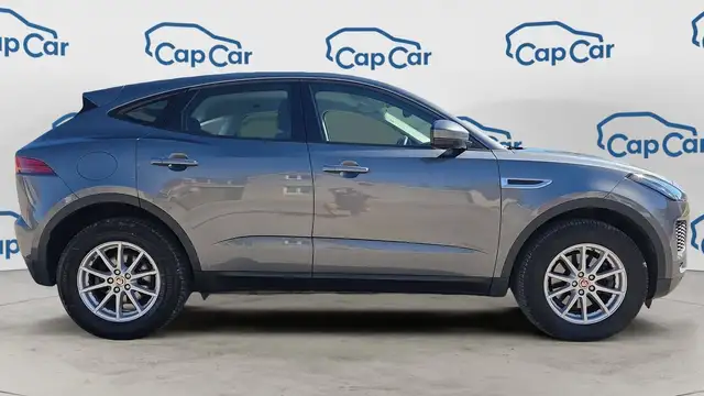 Jaguar E-Pace view 4
