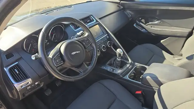 Jaguar E-Pace view 8