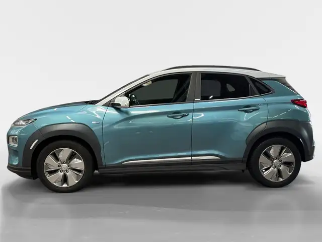 Hyundai Kona view 3