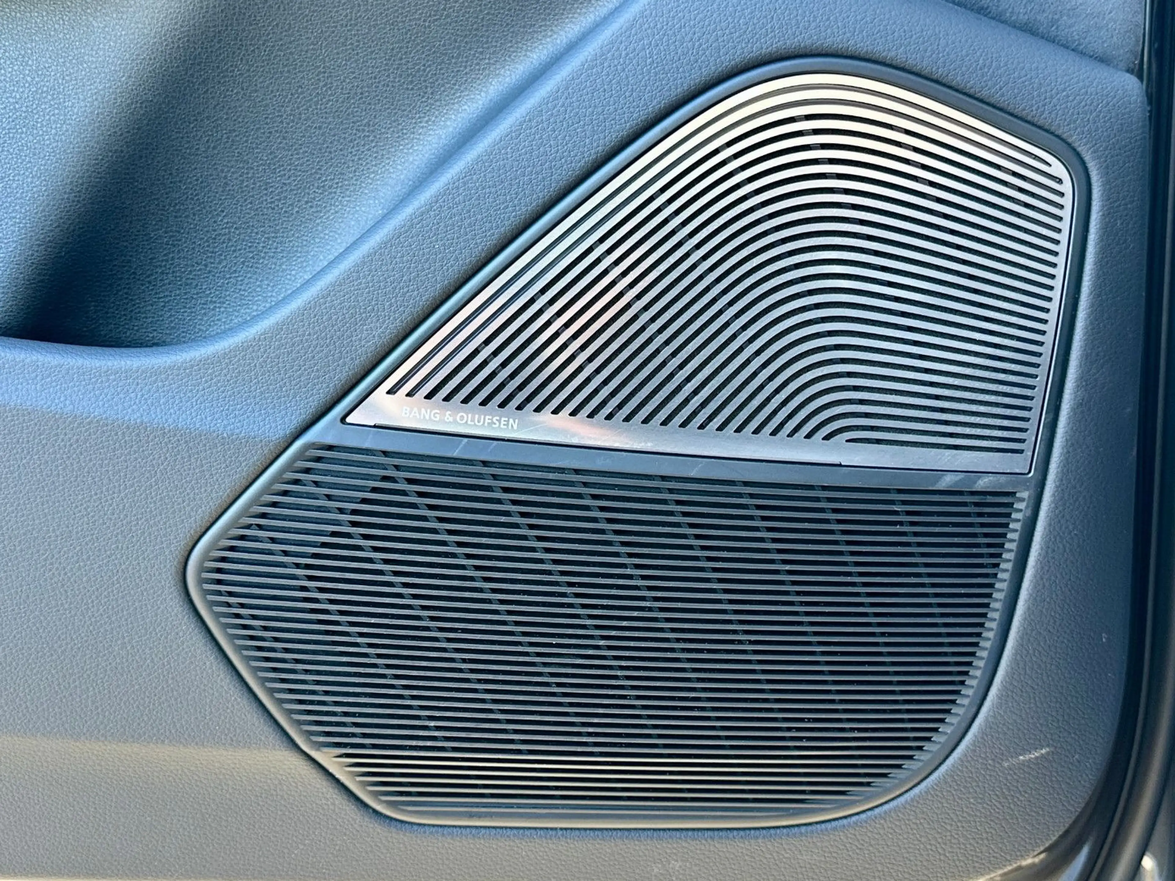 Audi SQ8 TFSI qu BLACK PANO AHK STANDHZ LASER B&O HuD — photo 8