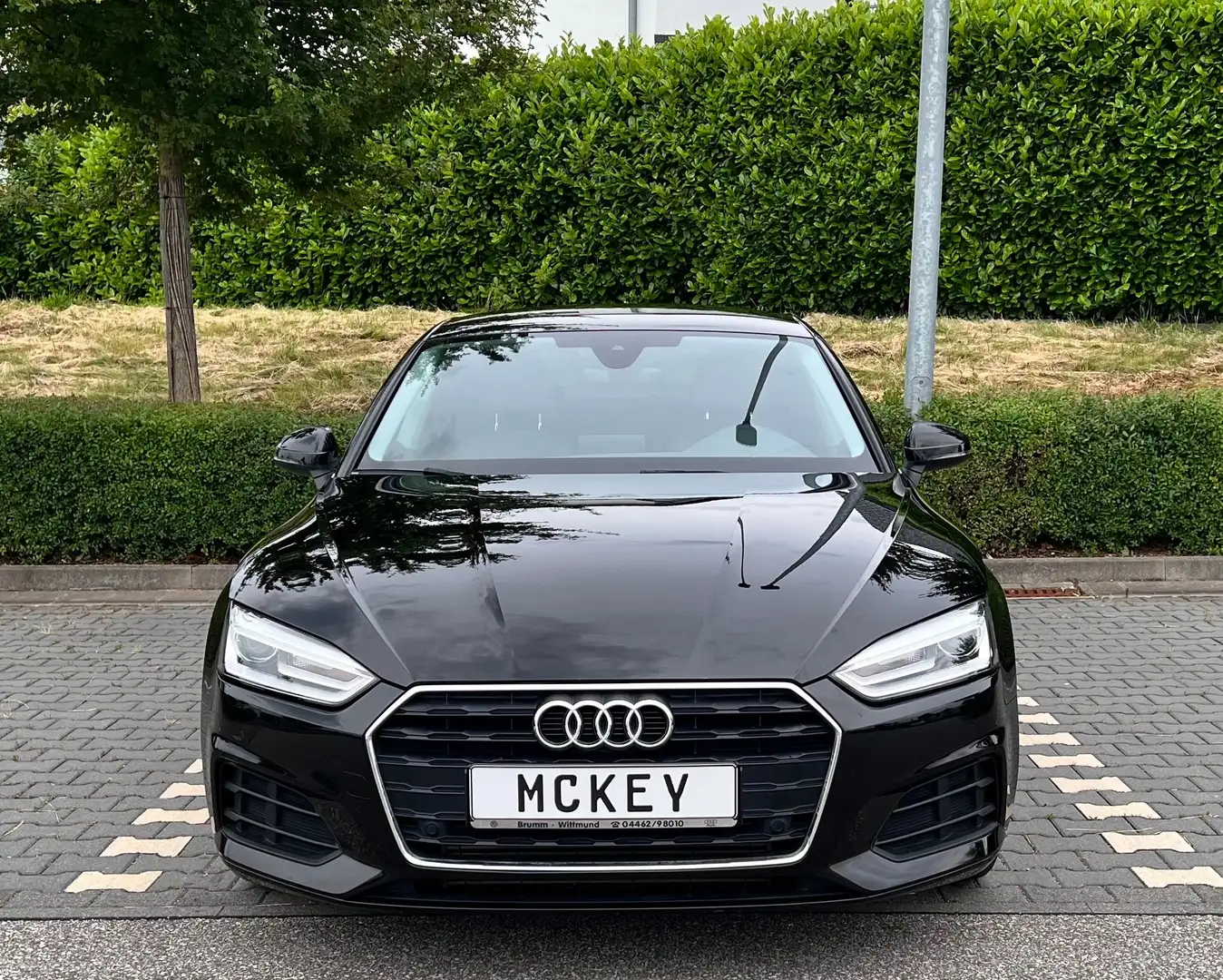 Audi A5 g-tron basis Noir - 1
