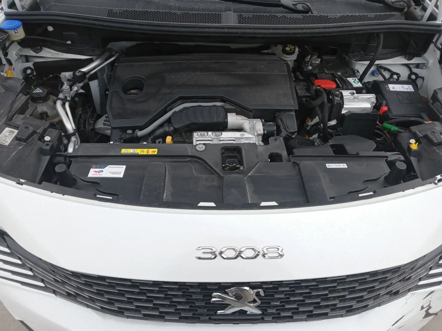 Peugeot 3008 HYB PHEV 180 Active Pack e-EAT8 Blanco - 2