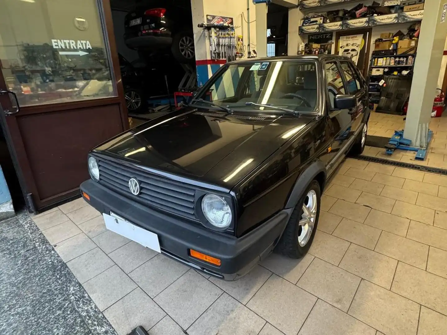 Volkswagen Golf Golf 5p 1.6 GL 5m my83 Schwarz - 1