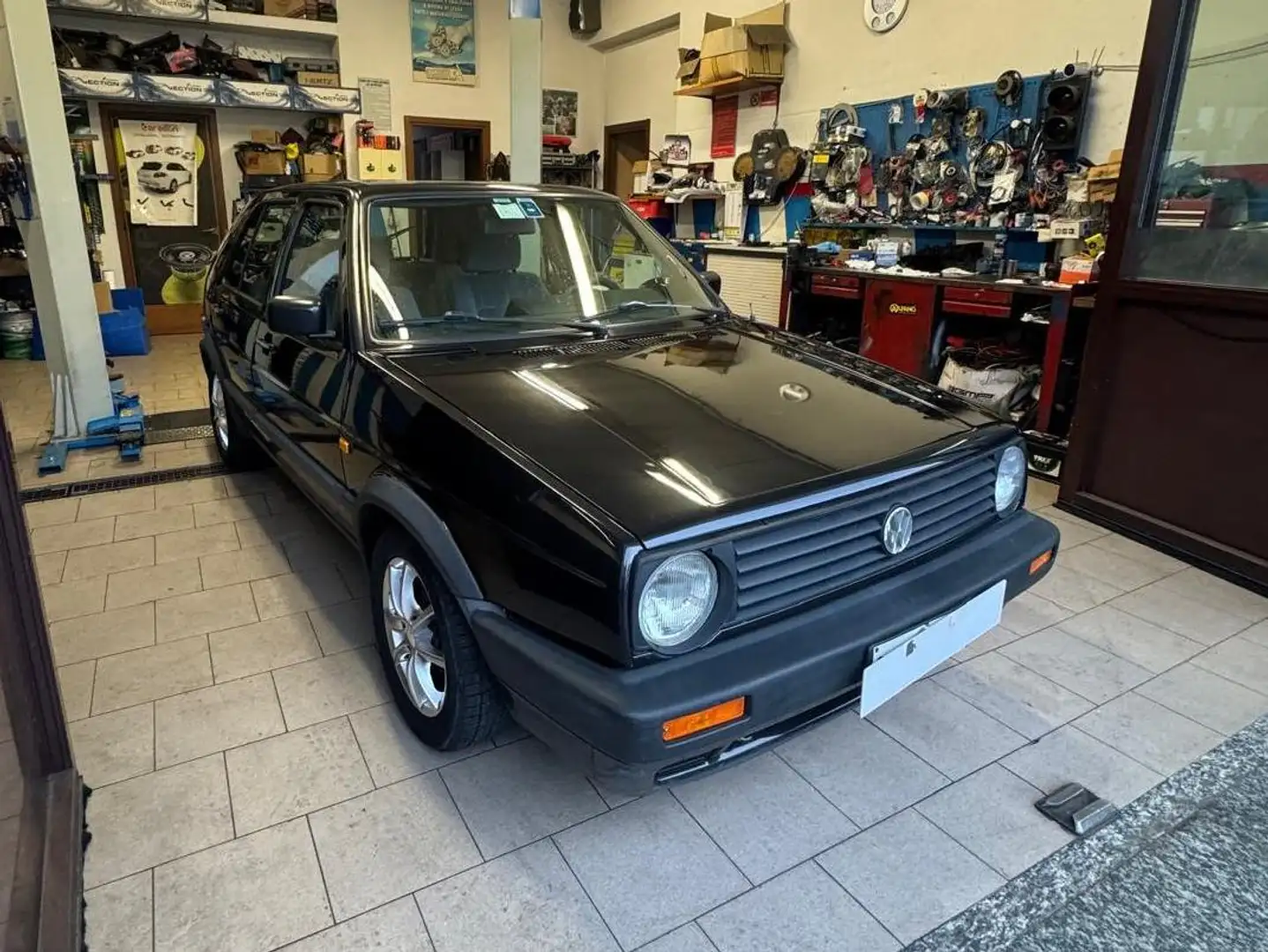 Volkswagen Golf Golf 5p 1.6 GL 5m my83 Schwarz - 2