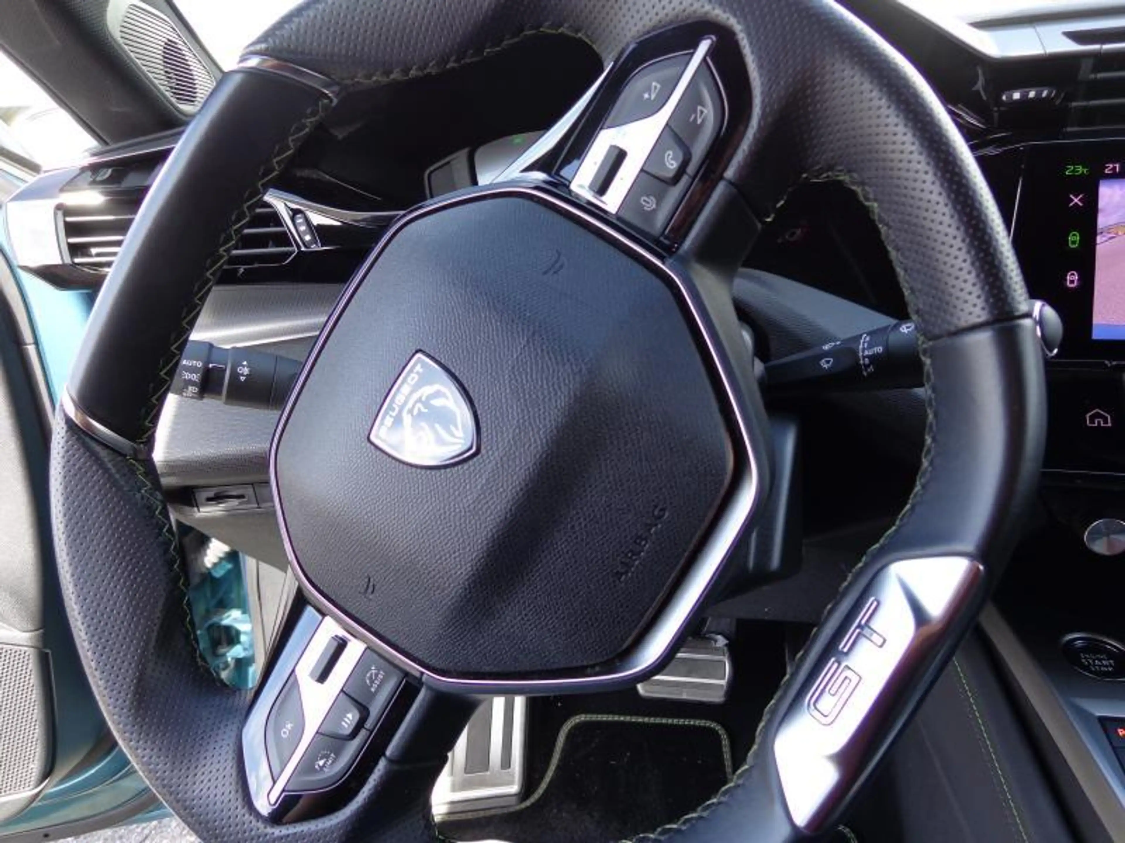 Peugeot 308 MHEV GT e-DCS6 - GPS - Caméra — photo 4