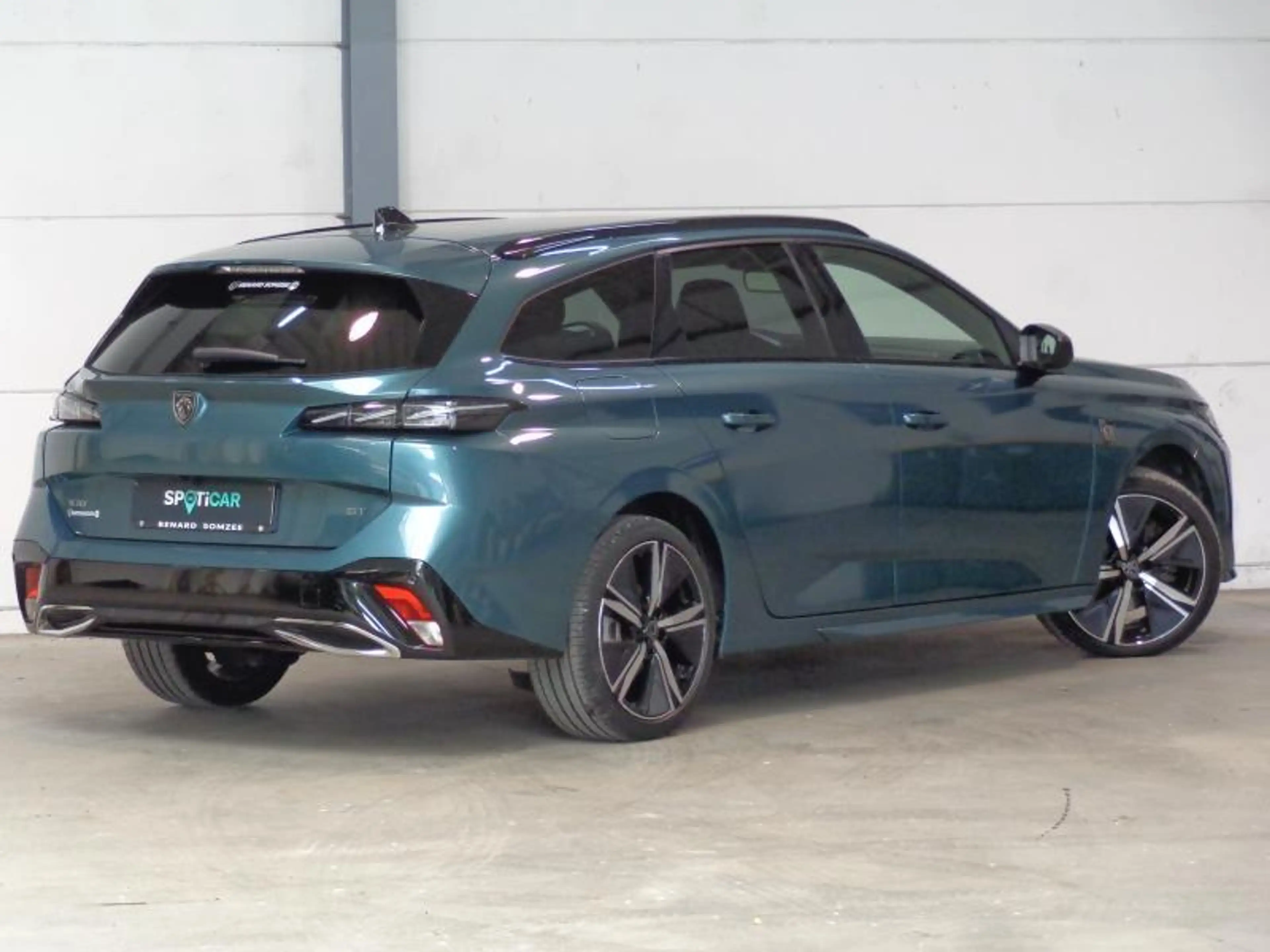Peugeot 308 MHEV GT e-DCS6 - GPS - Caméra — photo 3