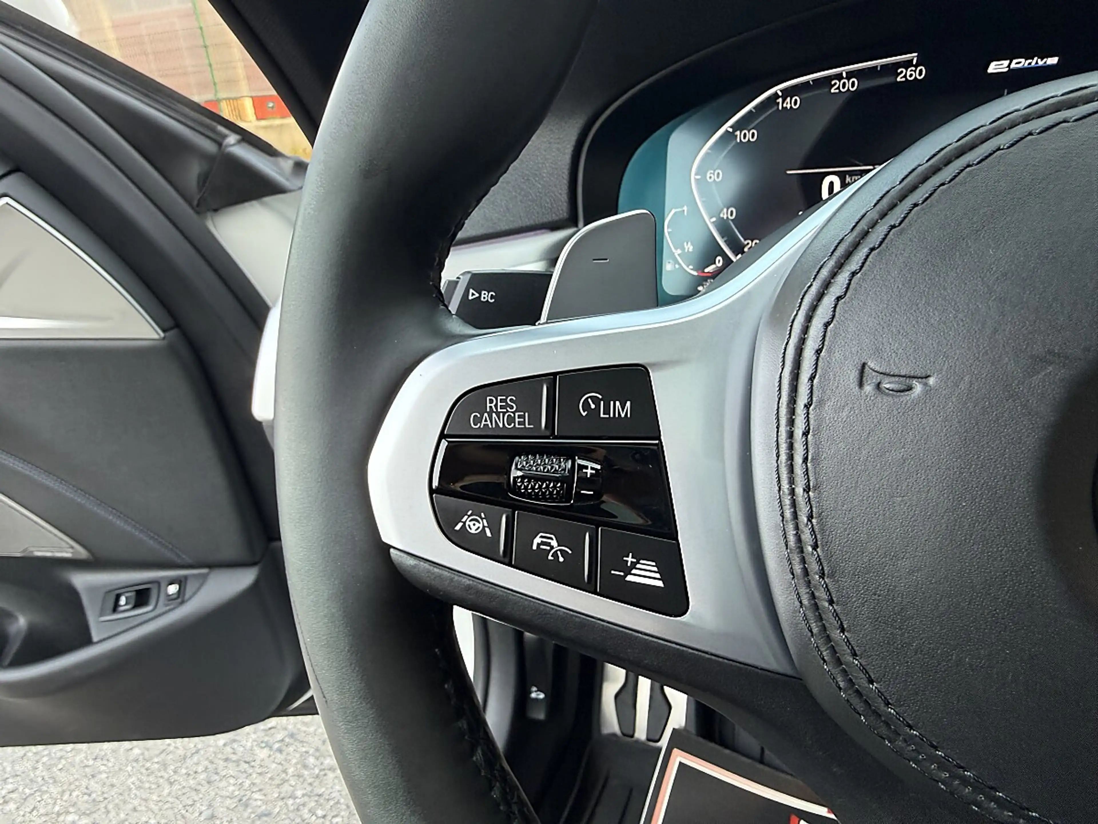 BMW 530 e xDrive Aut. — photo 19