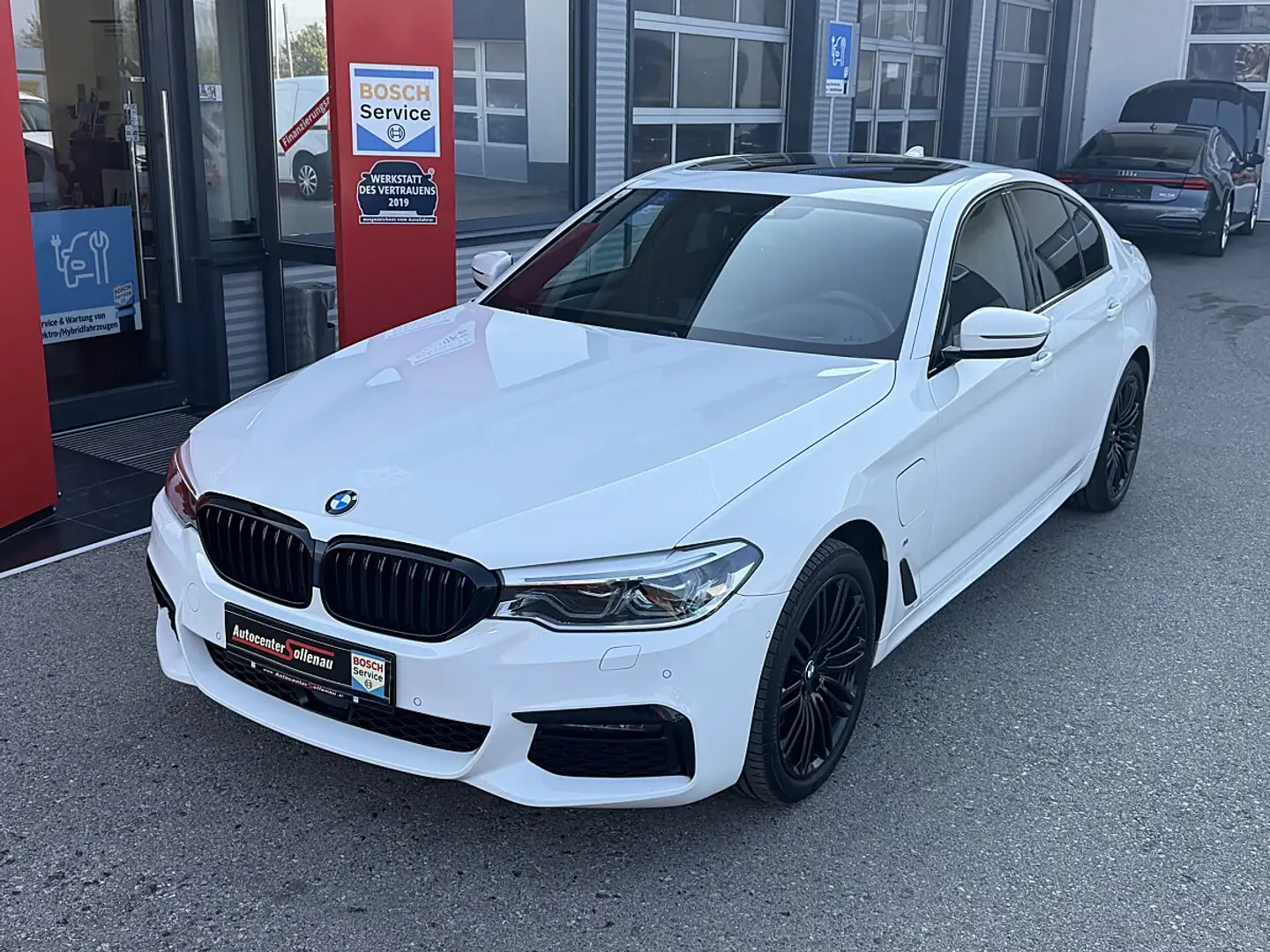 BMW 530 e xDrive Aut. Weiß - 2