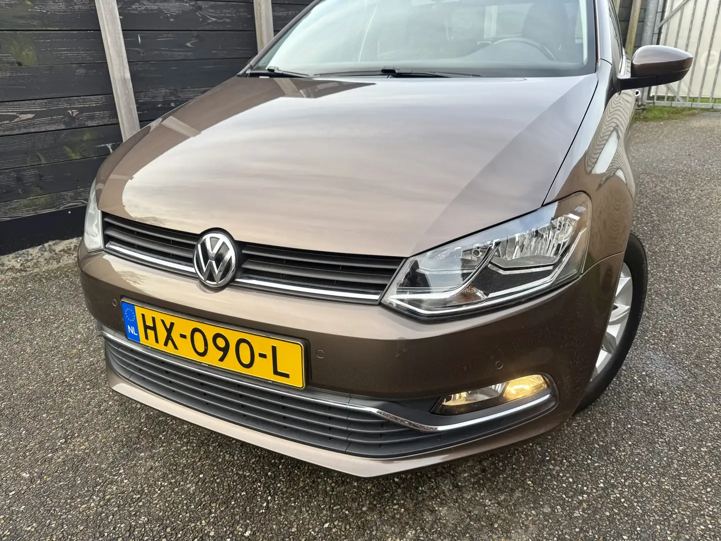 Volkswagen Polo 1.2 TSI Comfortline NL-auto Braun - 2