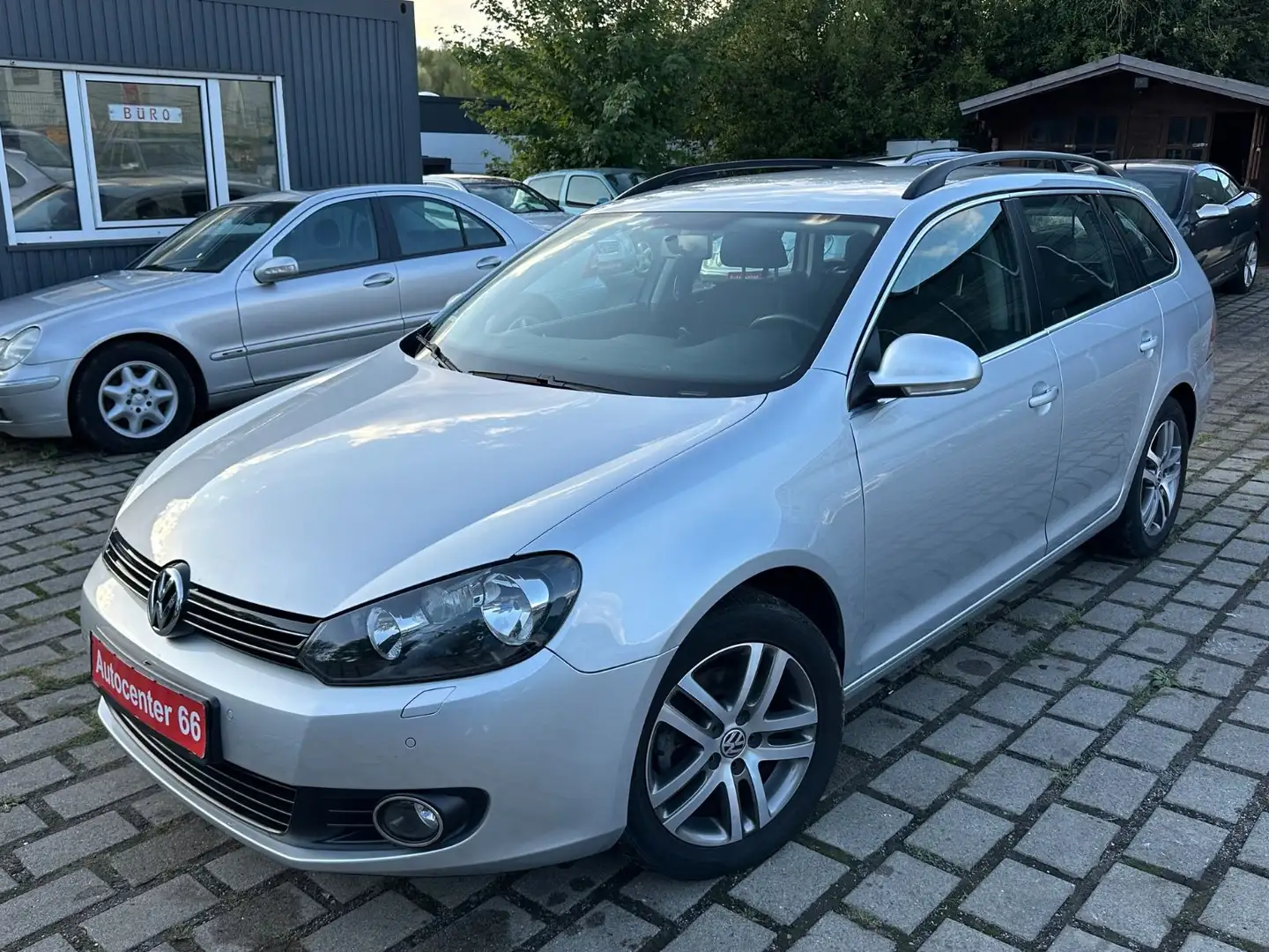 Volkswagen Golf VI Variant TSI DSG Comfortline*NAVI*TÜV NEU Silber - 1