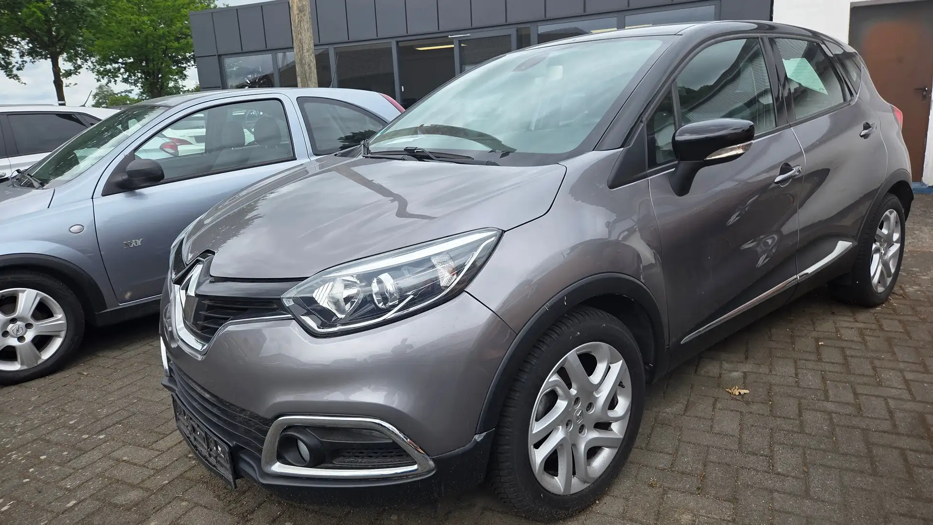 Renault Captur Luxe AUTOMATIK - 2