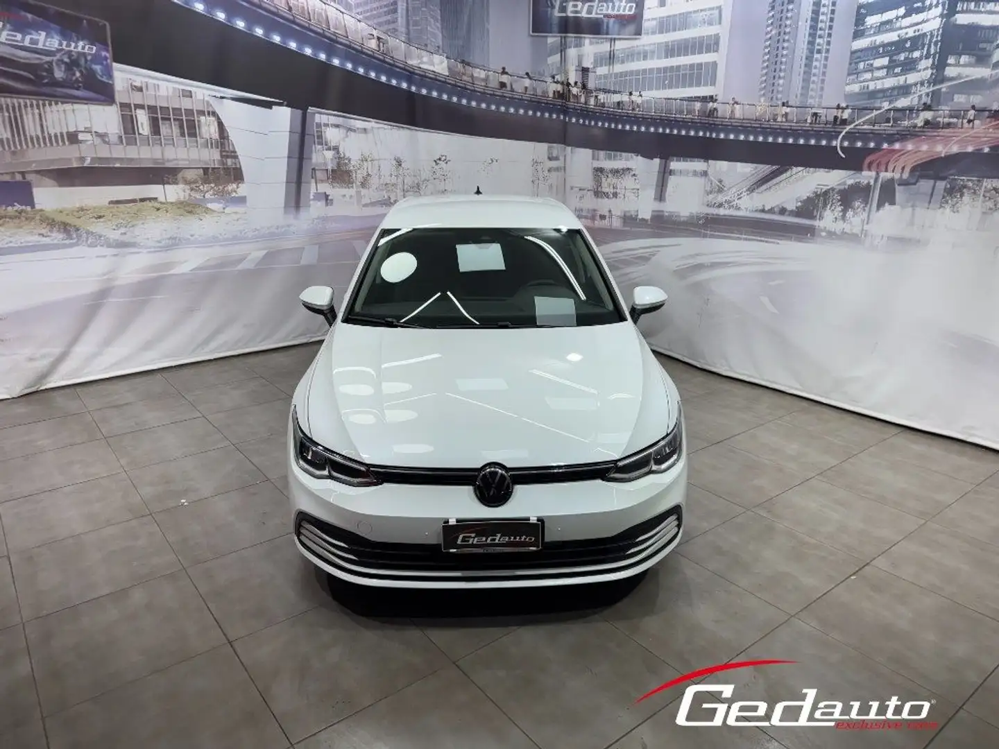 Volkswagen Golf 2.0 TDI DSG SCR LIFE SPORT FULL-LED NAVI Blanc - 2