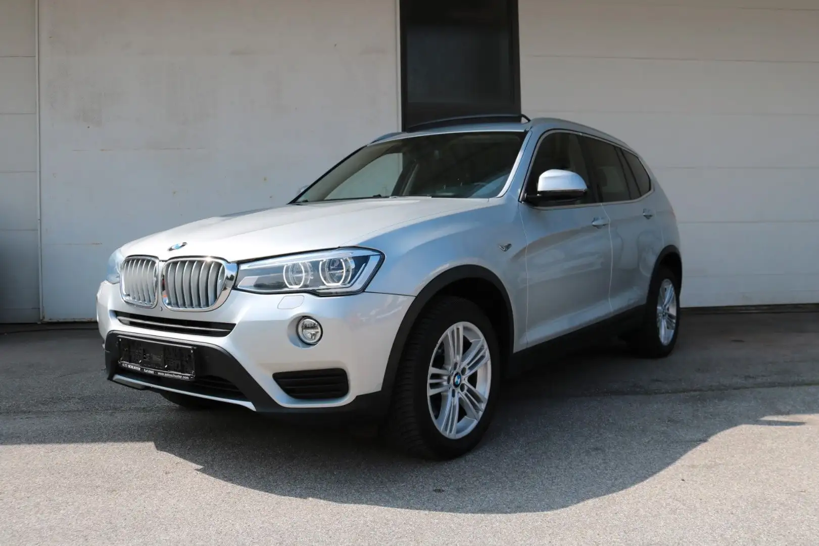 BMW X3 xDrive30d*Automatik*Panorama*Leder*Head-Up* Silver - 1