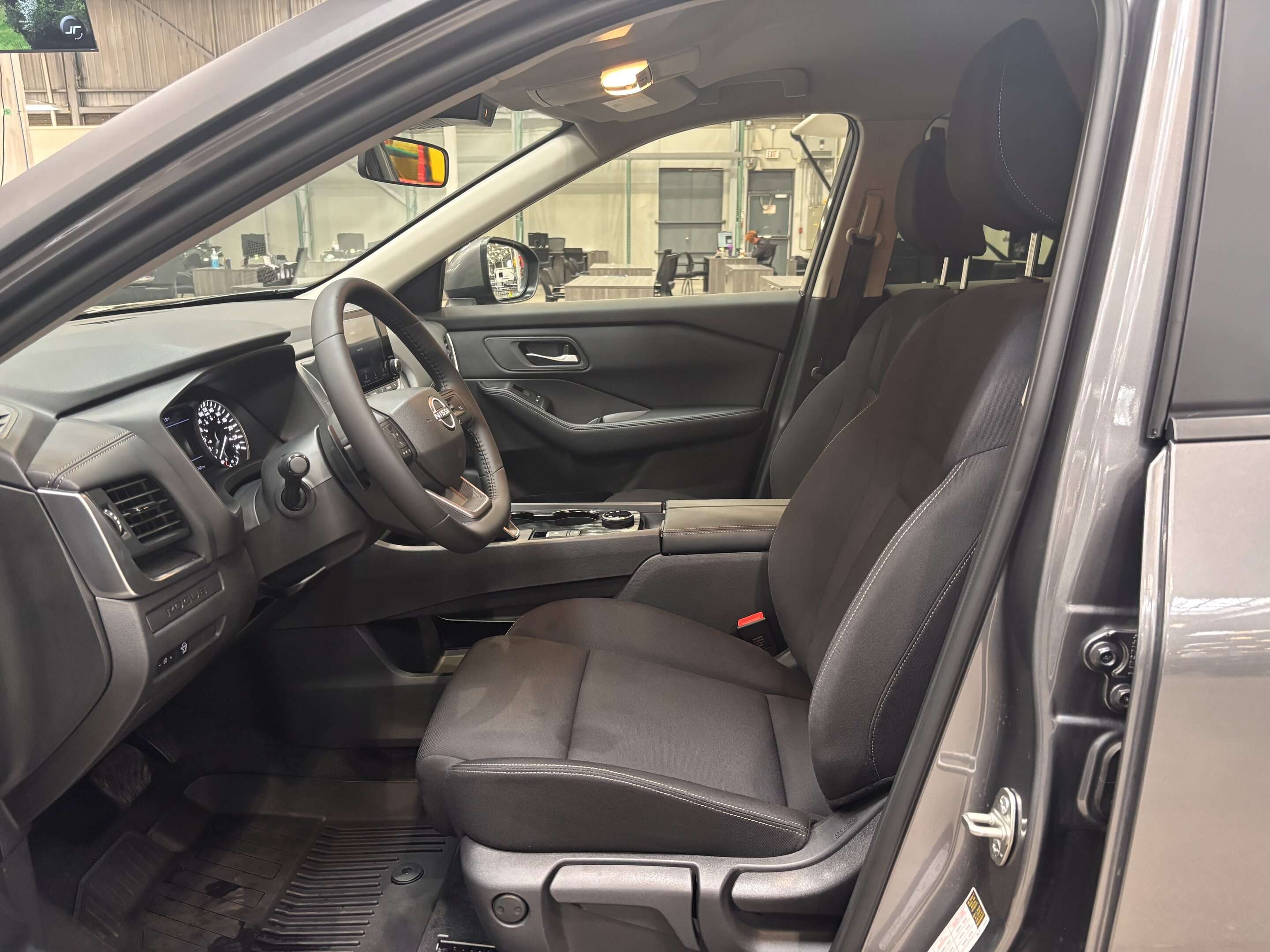 2026 Nissan Rogue S AWD | $111/ WEEK | LOW KMS | SAVE THOUSANDS FROM — снимка 1