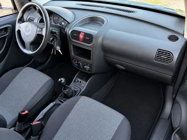 Opel Opel Combo view 9