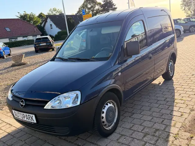 Opel Opel Combo view 2