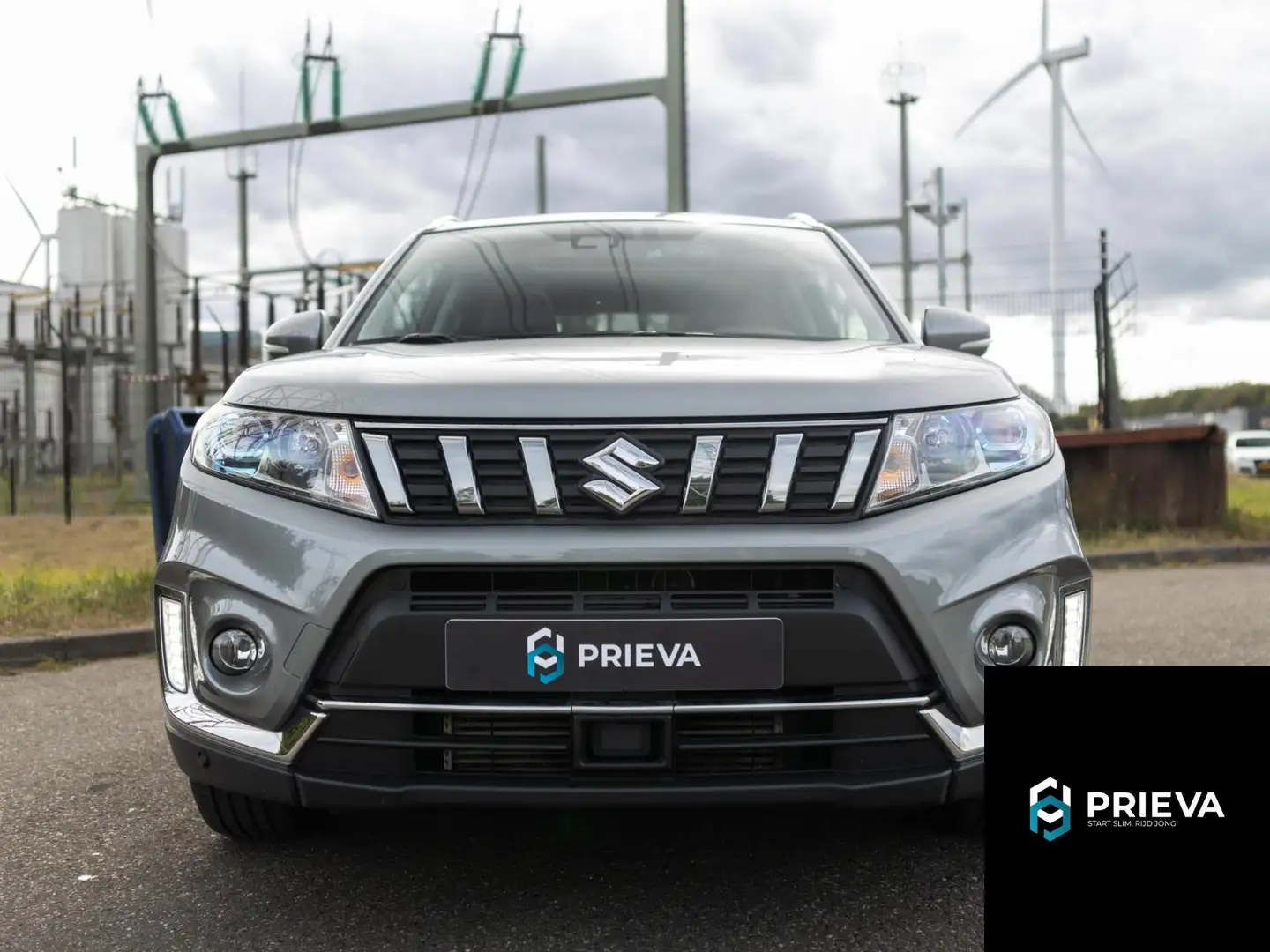 Suzuki Vitara 1.0 Adventure Boosterjet|Panoramadak Grijs - 2