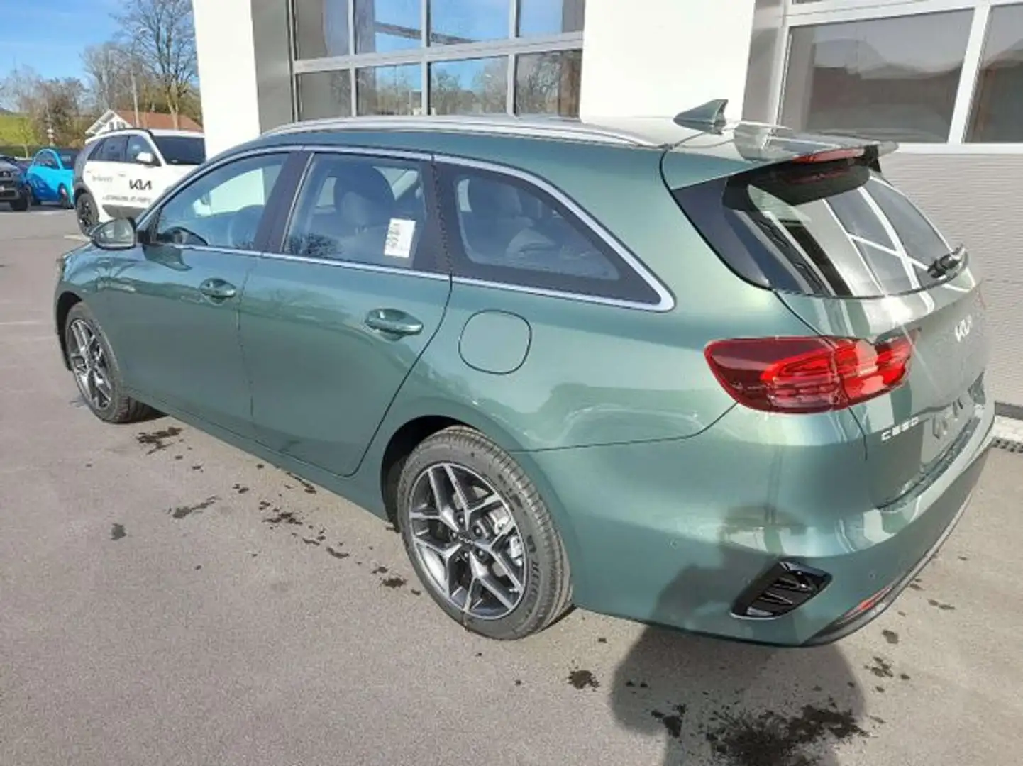 Kia Ceed / cee'd Grün - 2