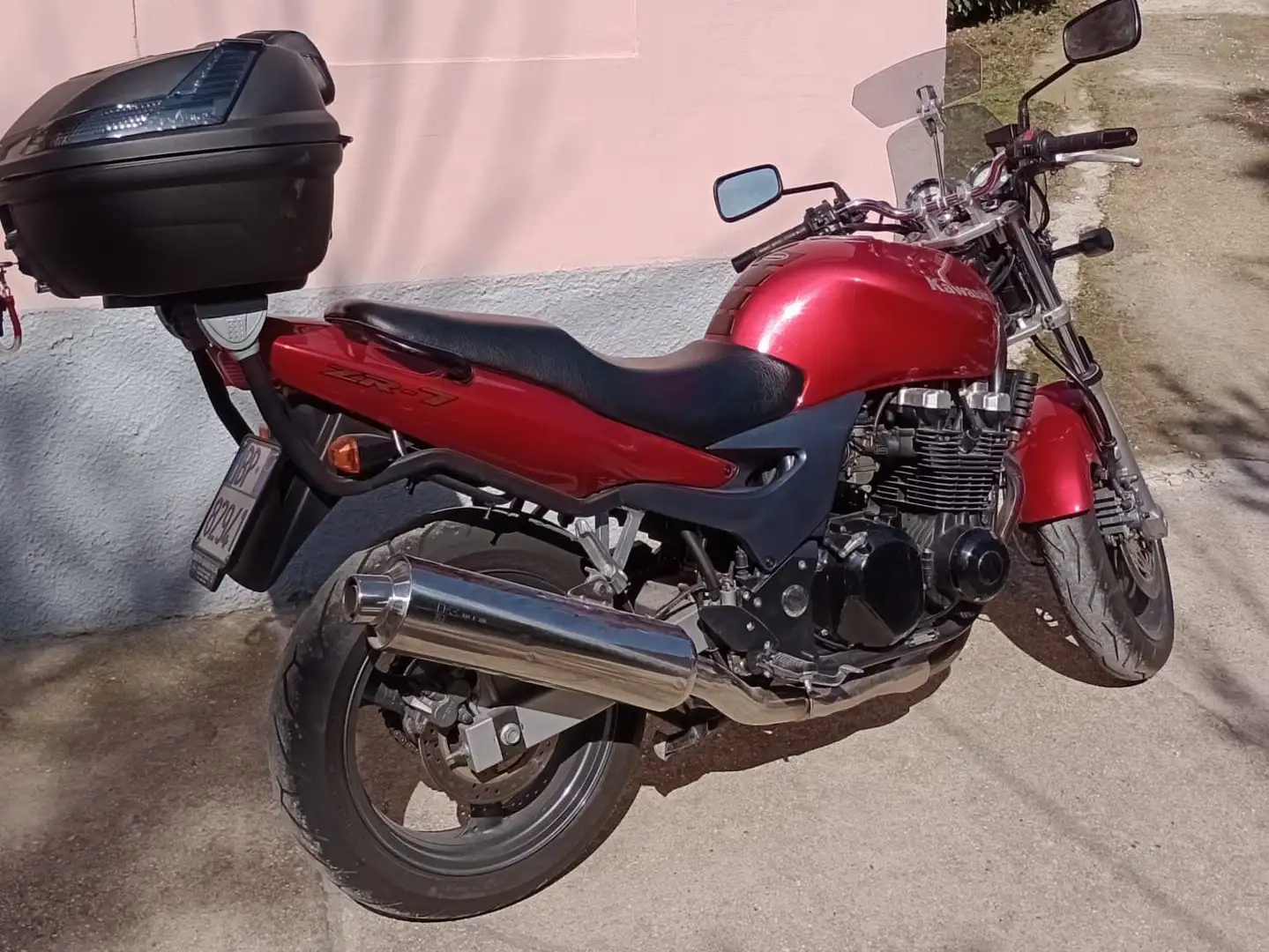Kawasaki ZR - 7 - 1