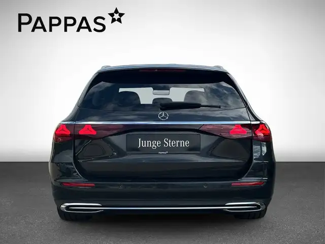 Mercedes-Benz E 220 d 4MATIC T-Modell Stdhz PTS AHK LED SHZ Ansicht 5