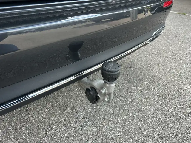 Mercedes-Benz E 220 d 4MATIC T-Modell Stdhz PTS AHK LED SHZ Ansicht 20