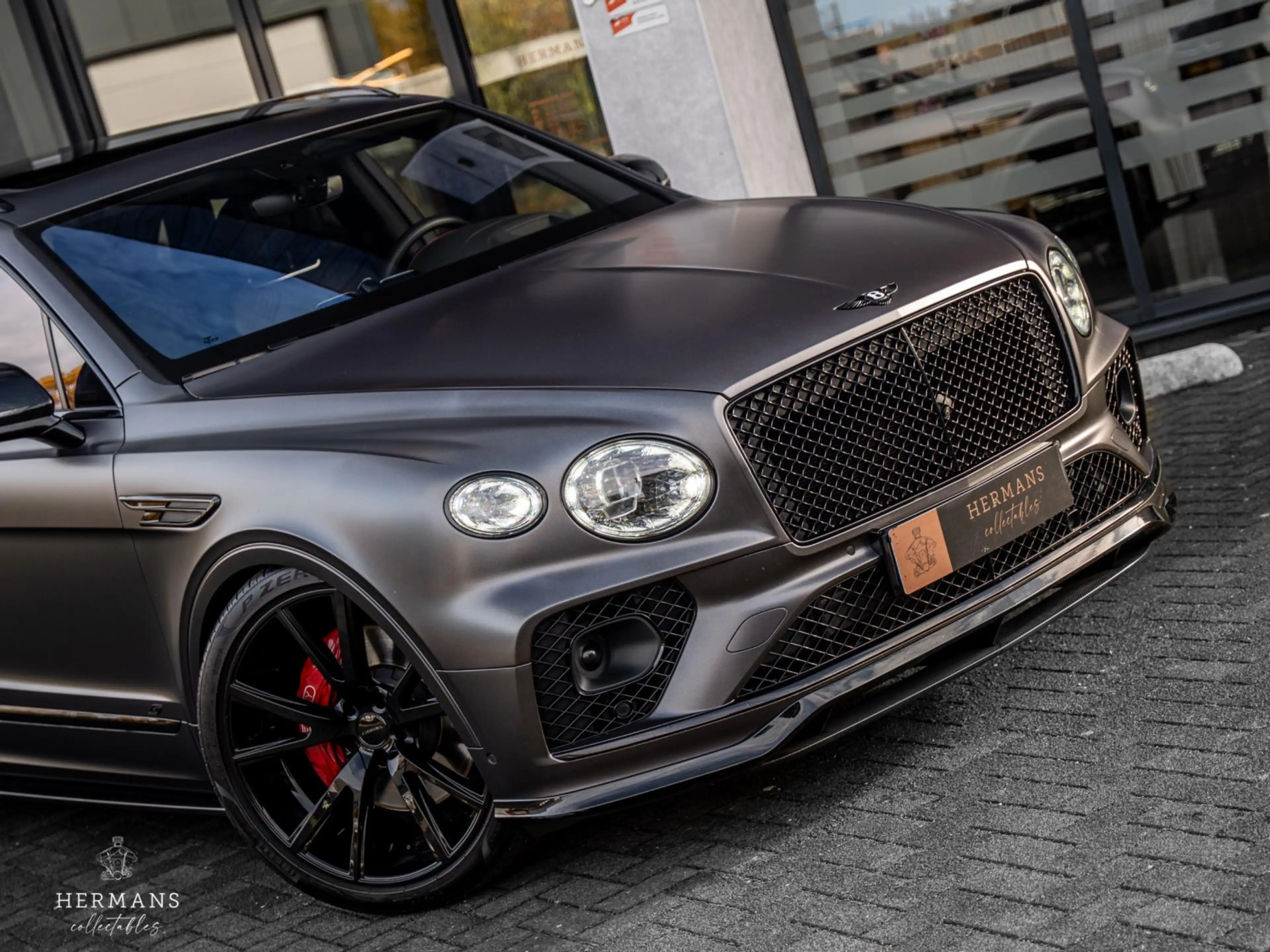 Bentley Bentayga 4.0 V8 S / Org. NL / NAIM / Pano / Carbon / PPF — photo 2