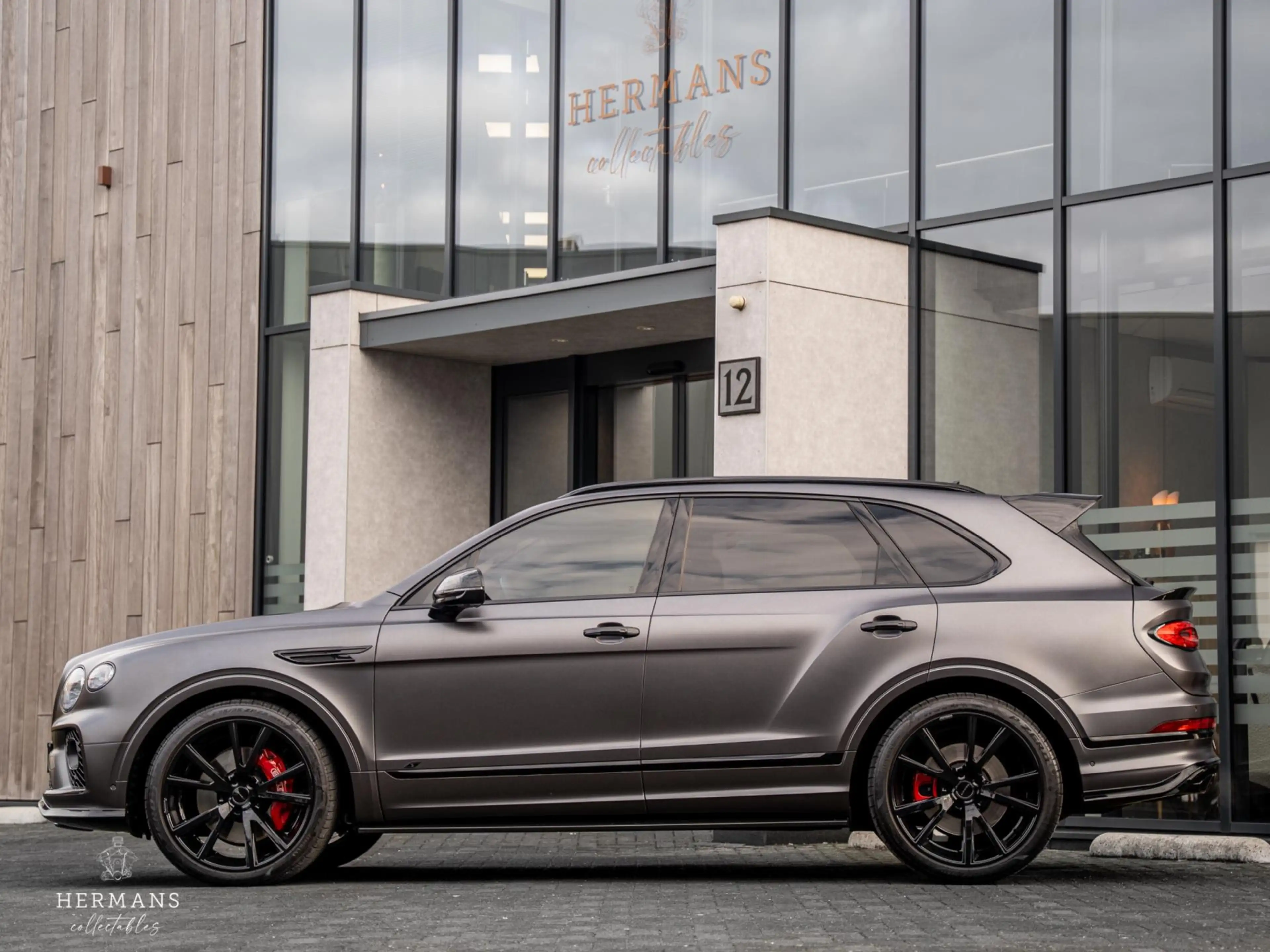 Bentley Bentayga 4.0 V8 S / Org. NL / NAIM / Pano / Carbon / PPF — photo 14