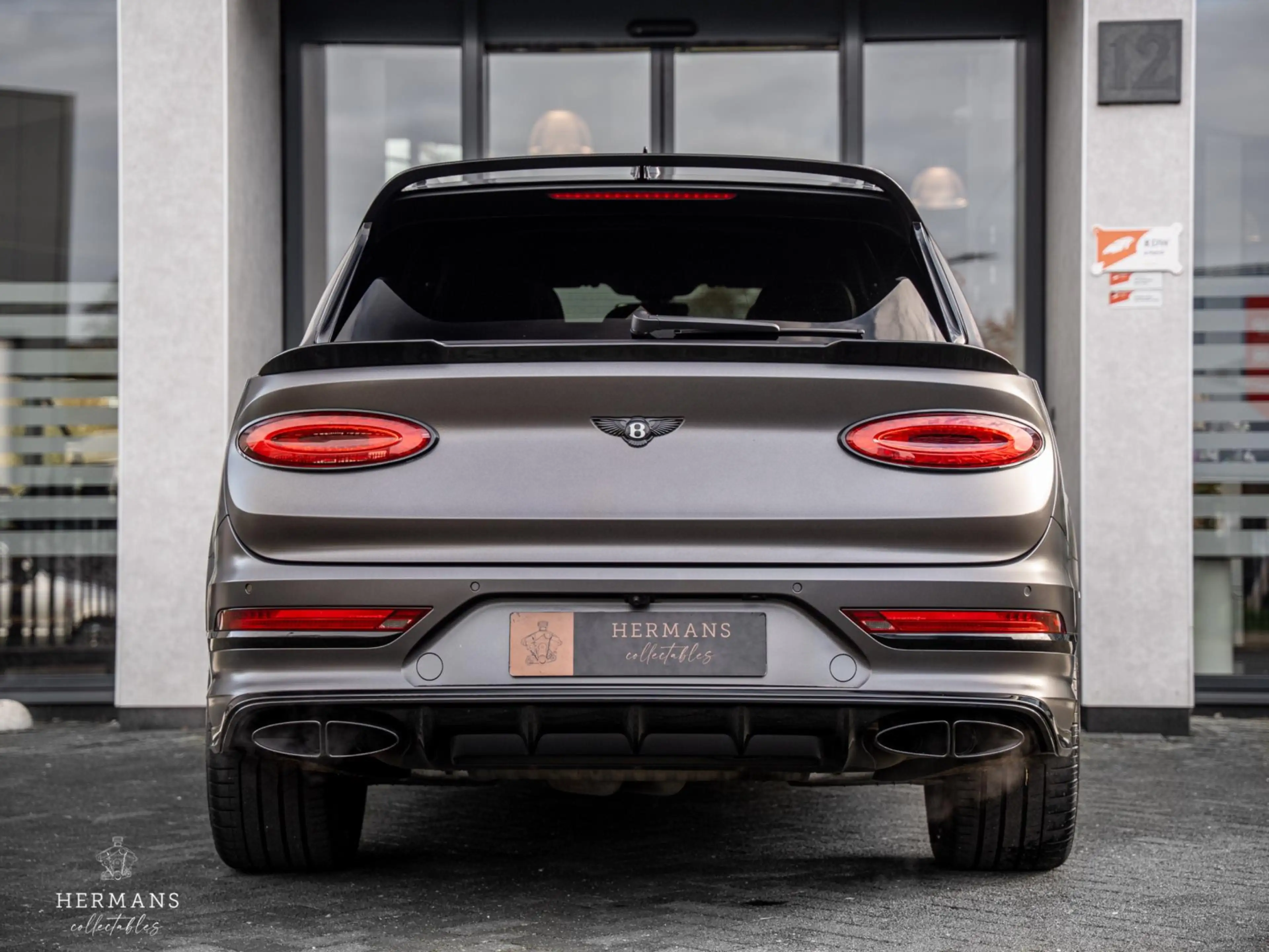 Bentley Bentayga 4.0 V8 S / Org. NL / NAIM / Pano / Carbon / PPF — photo 8