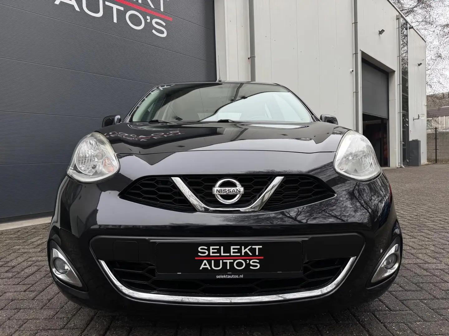 Nissan Micra 1.2 DIG-S Visia Airco/Cruise Control/Navigatie/Ele Zwart - 2