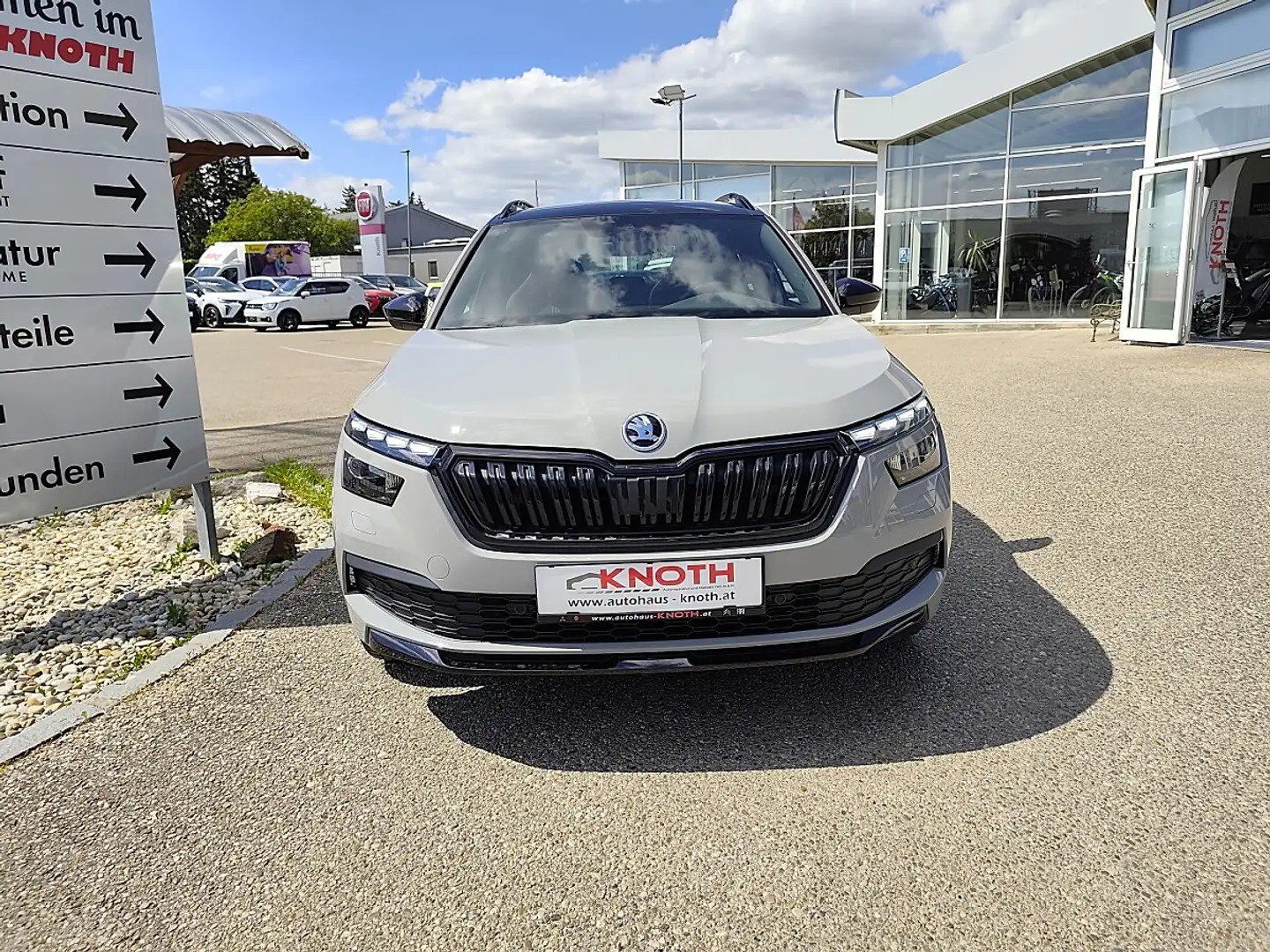 Skoda Kamiq 1,0 TSI Monte Carlo DSG Grau - 2