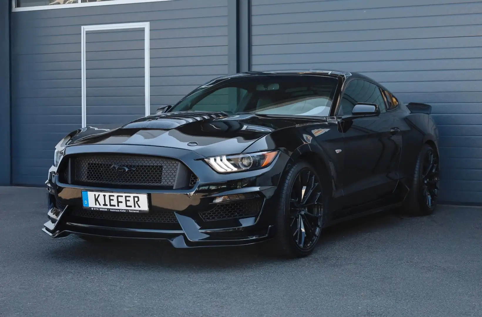 Ford Mustang 3.7 V6/SHZ/LED/CarPlay/KAMERA/20 Schwarz - 1