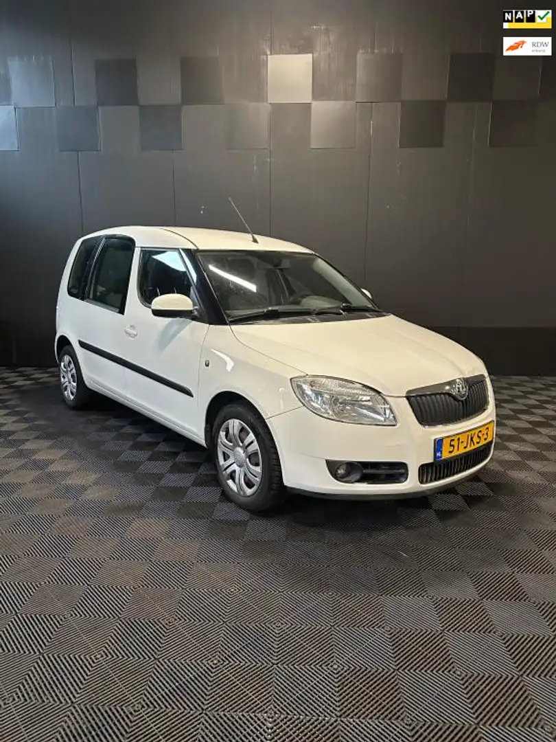 Skoda Roomster 1.2 Ambition | Airco | Nieuwe APK | Wit - 1