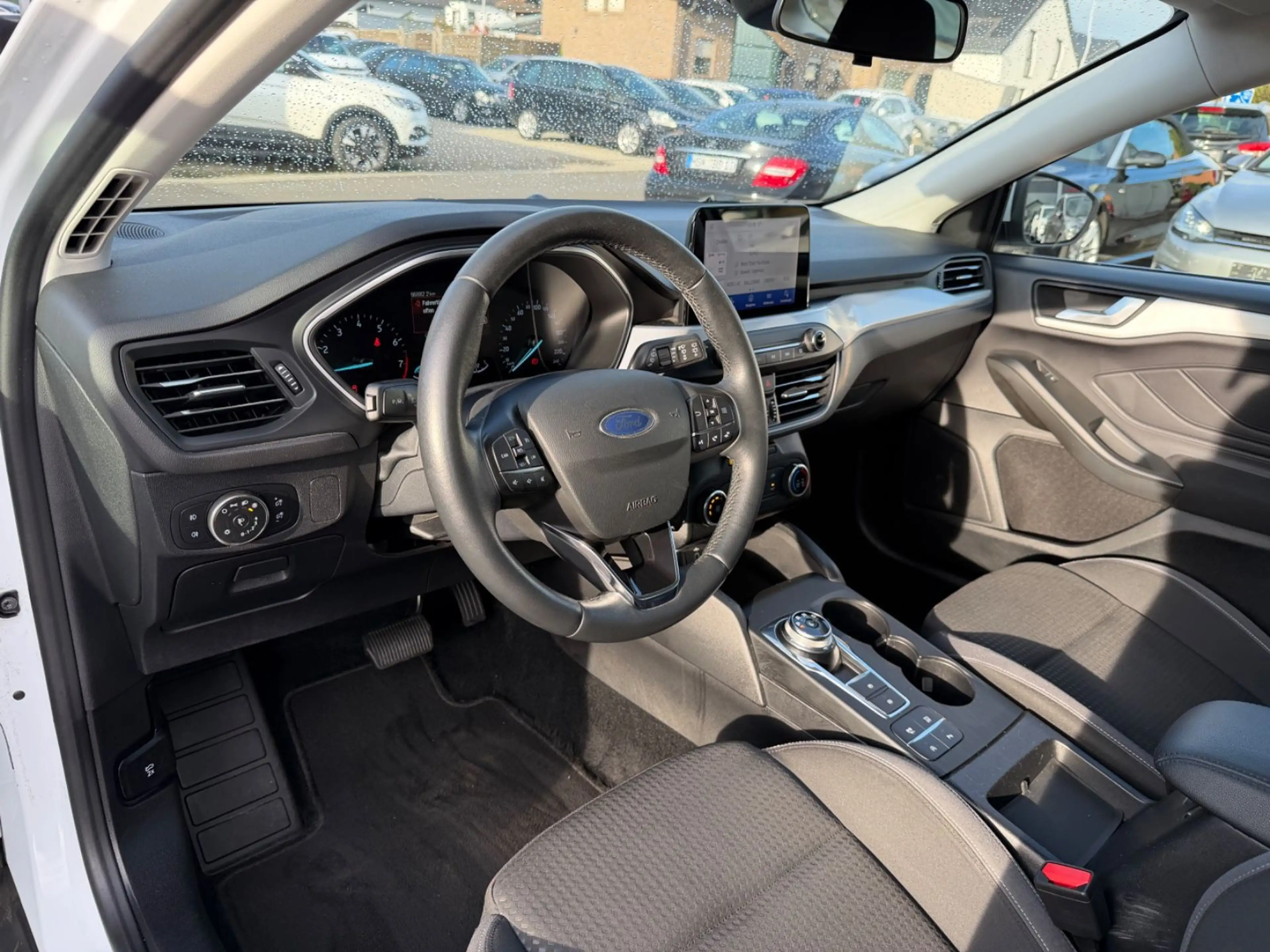 Ford Focus Cool & Connect AUTOMATIK NAVI LED PDC — photo 11
