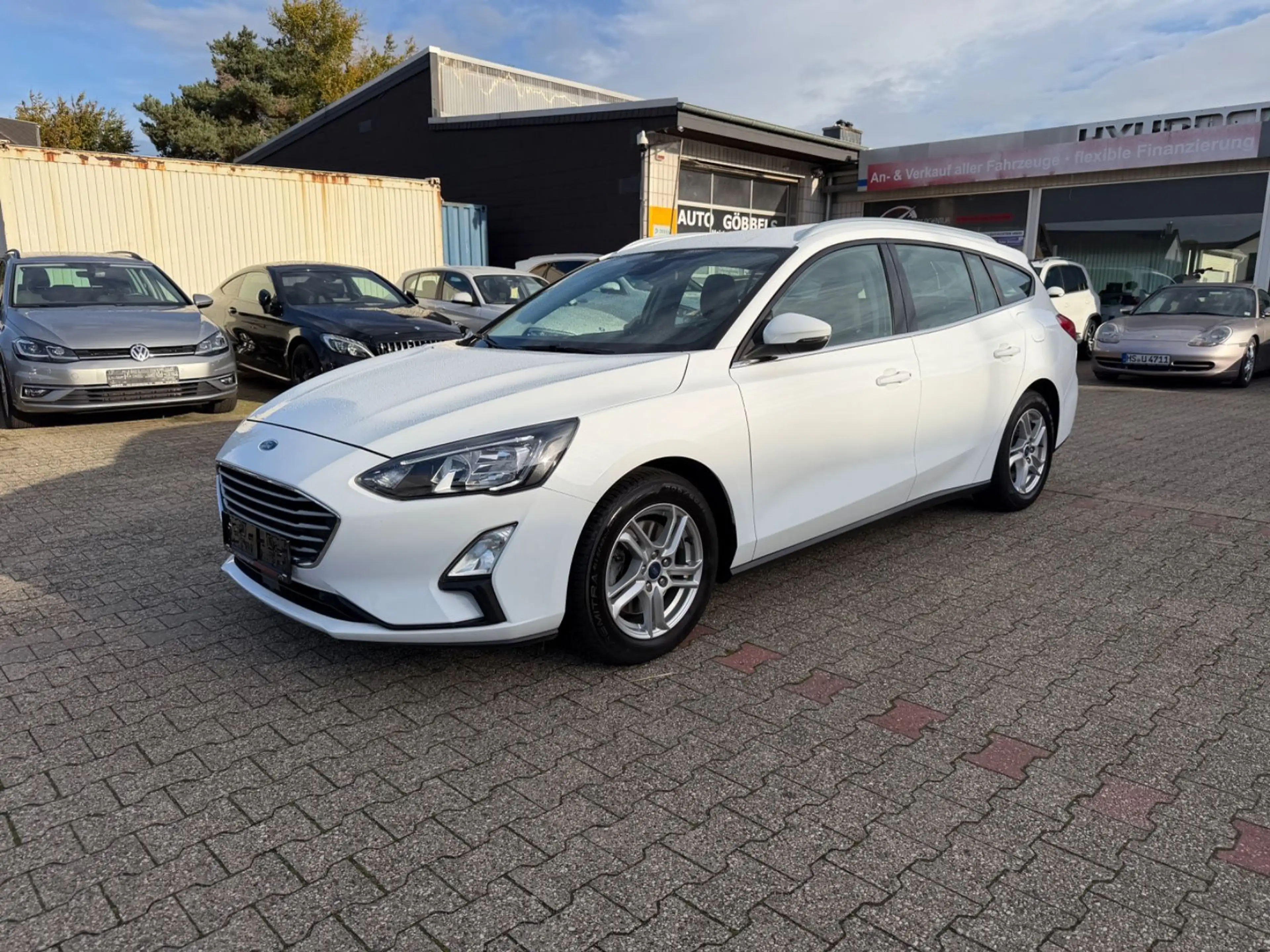 Ford Focus Cool & Connect AUTOMATIK NAVI LED PDC