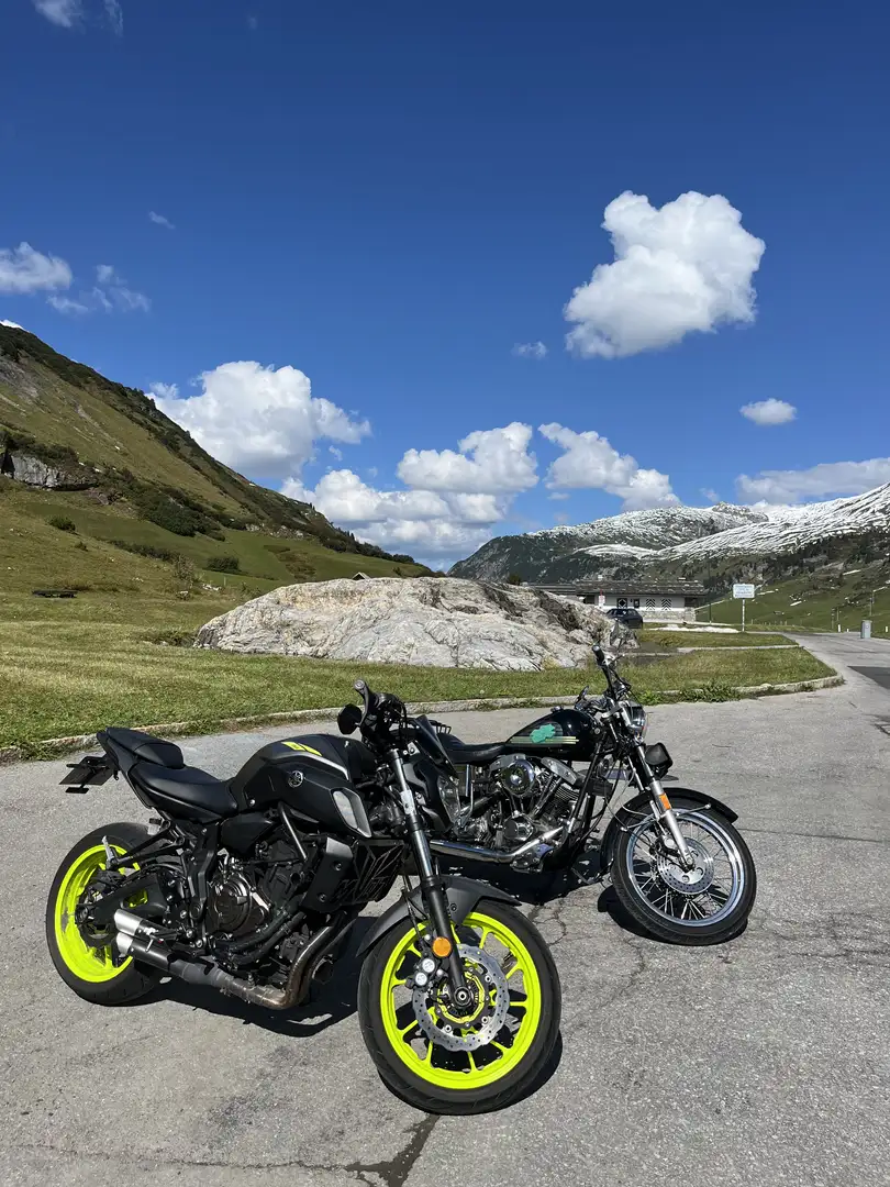 Yamaha MT-07 Schwarz - 2