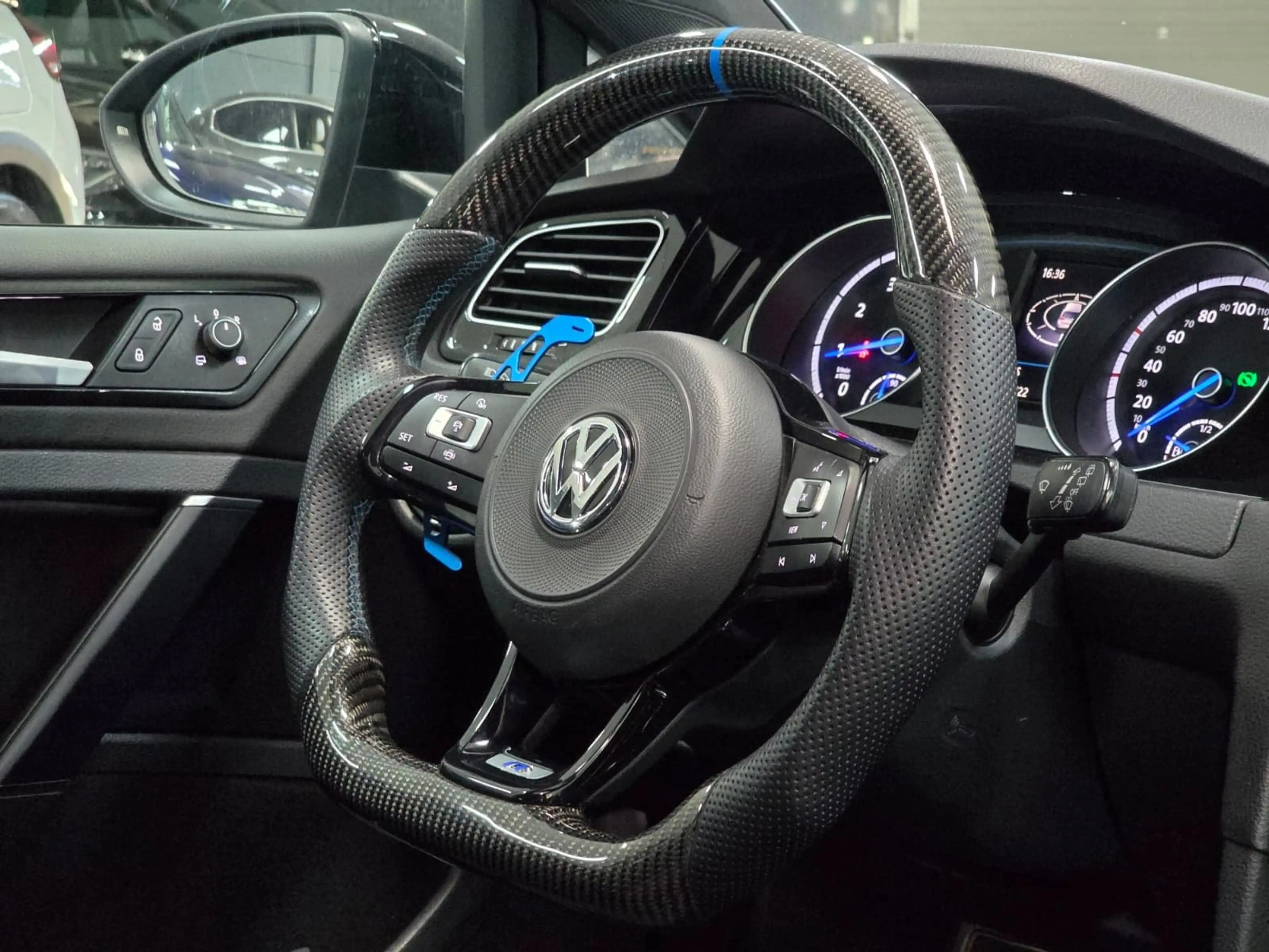 Volkswagen Golf R 2.0 TSI MAXTON DESIGN / AKRAPOVIC / JA OZ RACING — photo 9