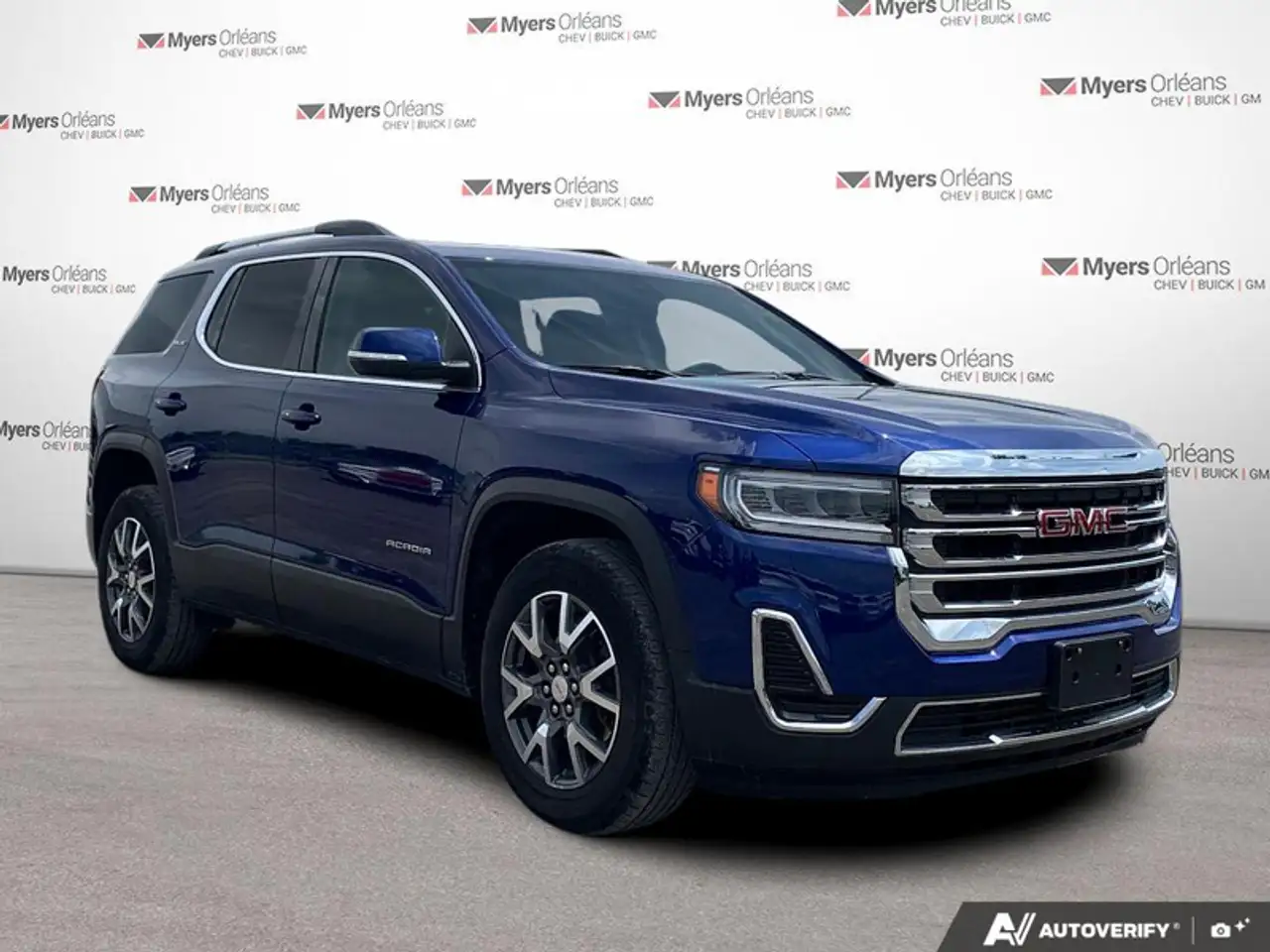 GMC Acadia снимка GMC Acadia